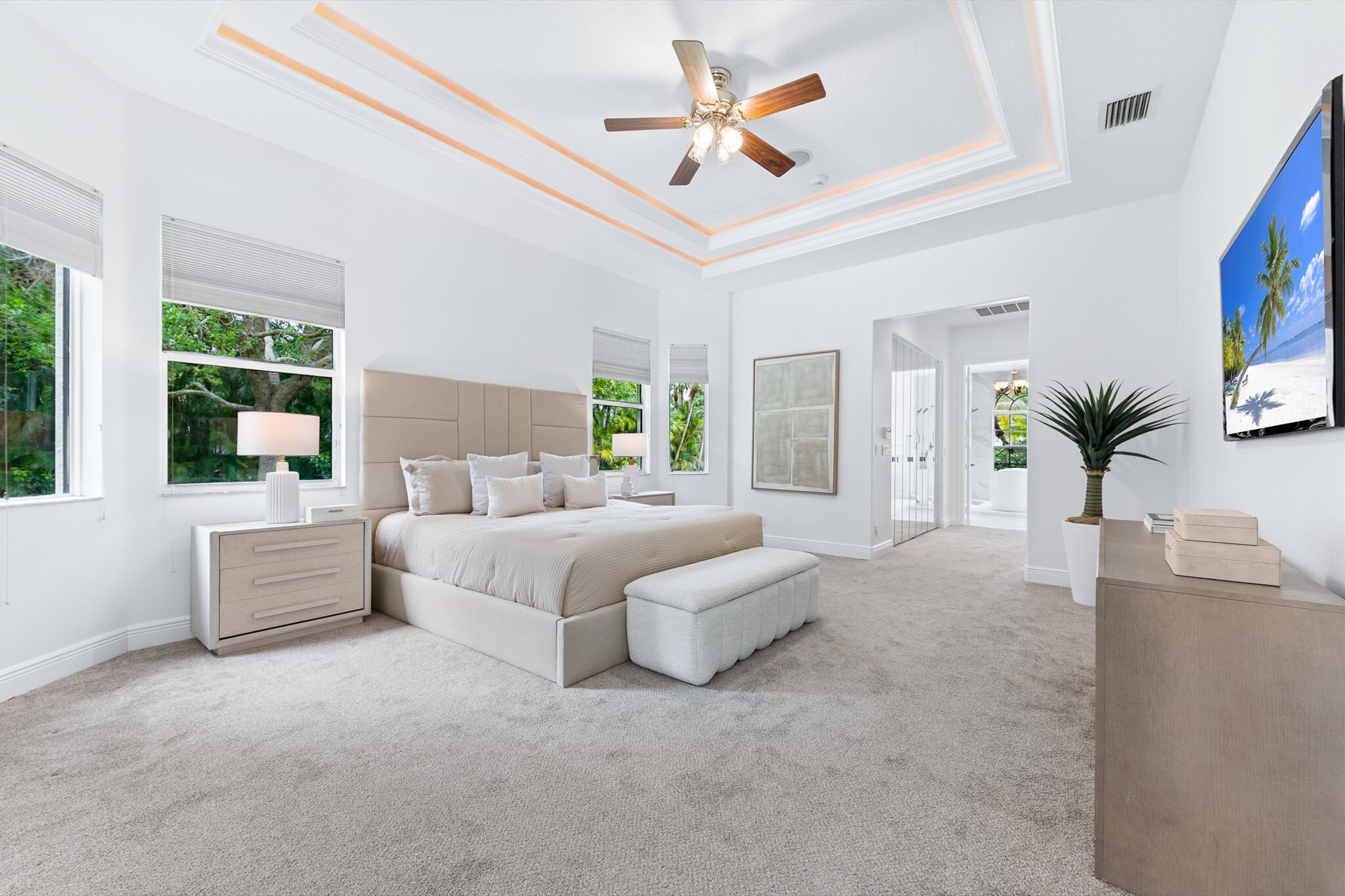8717 ESTATE, West Palm Beach FL 33411