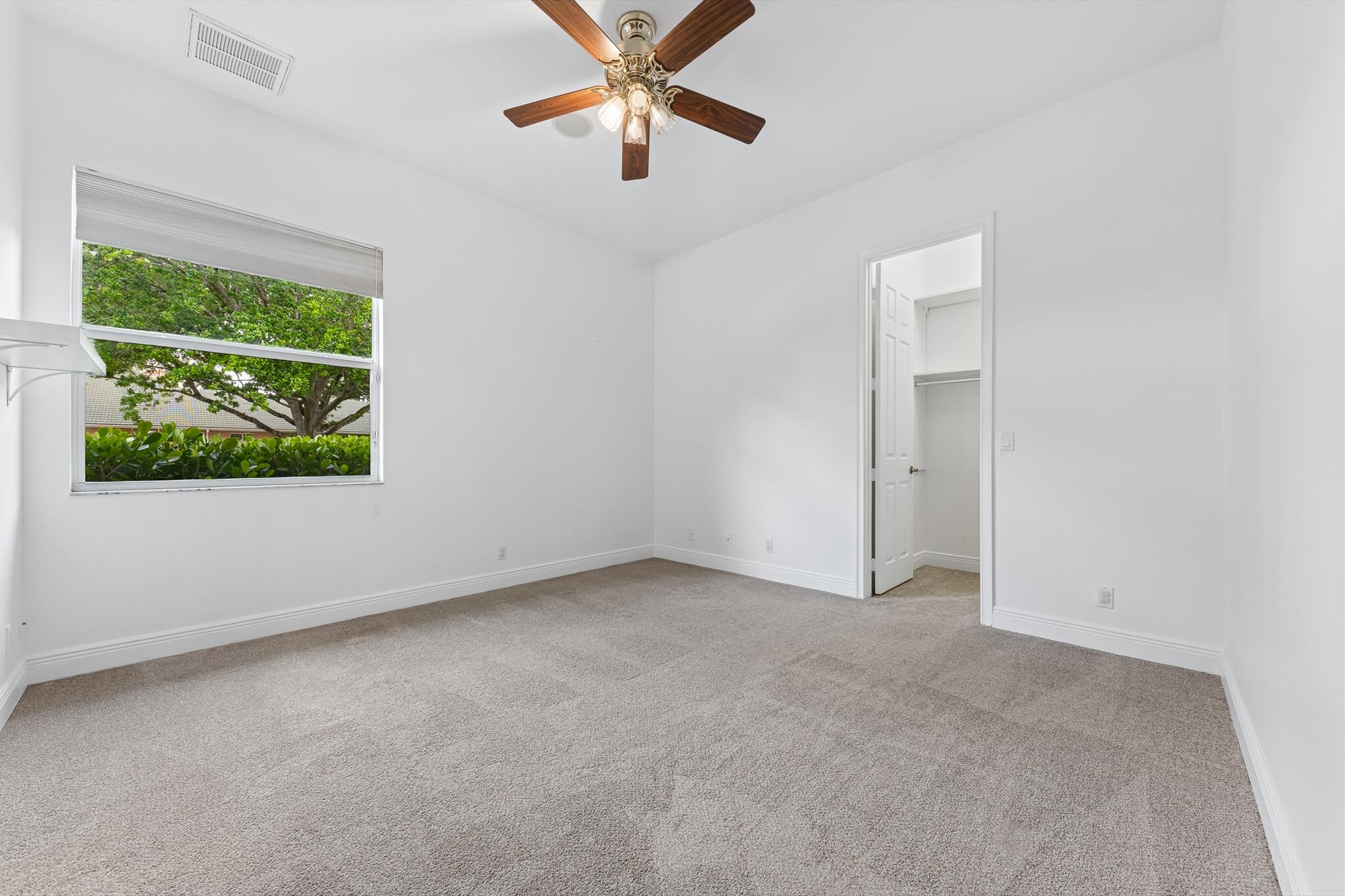 8717 ESTATE, West Palm Beach FL 33411