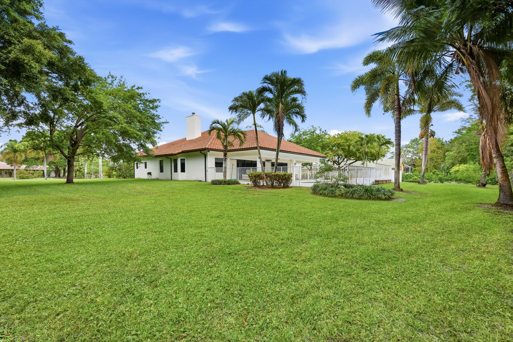 8717 ESTATE, West Palm Beach FL 33411