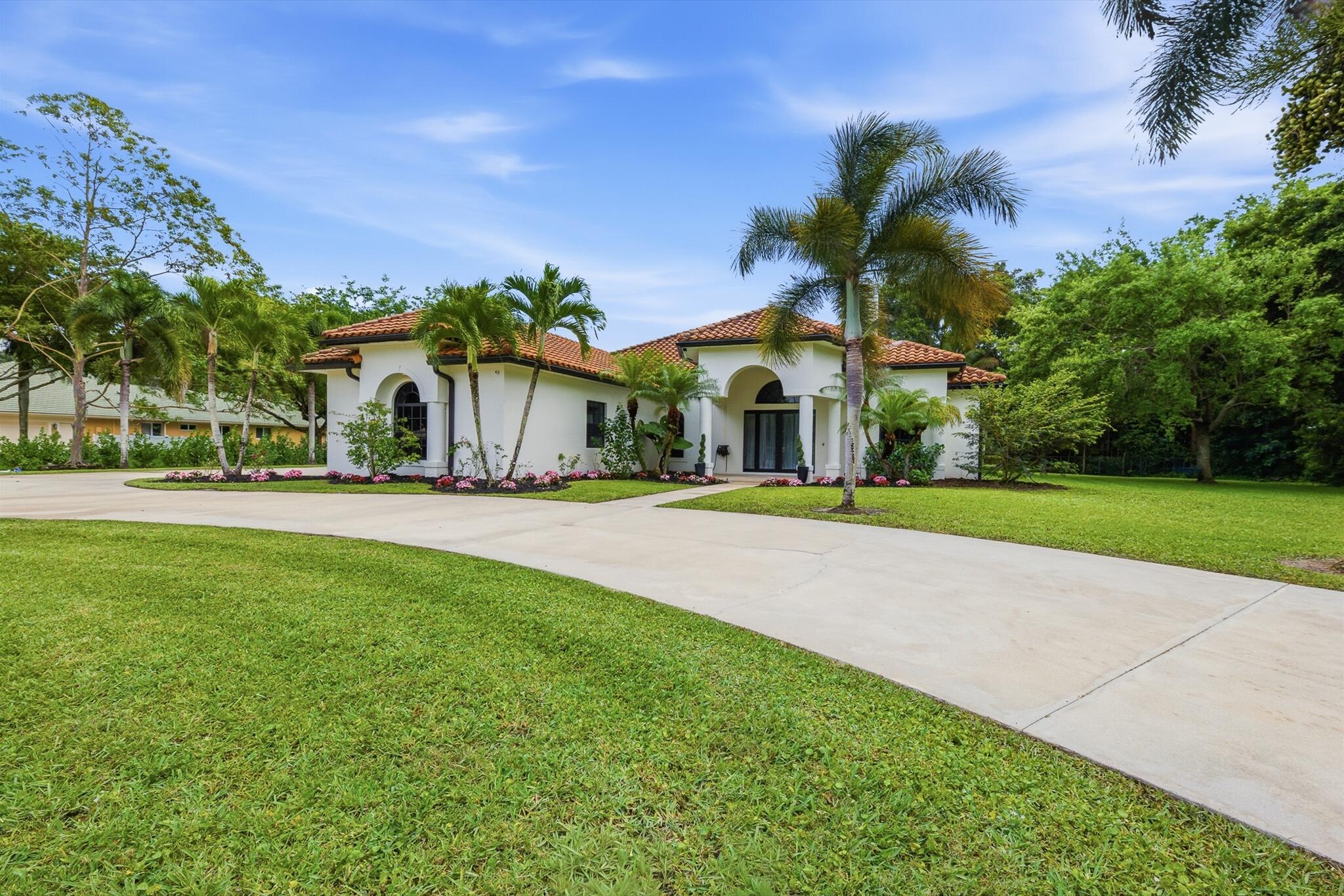 8717 ESTATE, West Palm Beach FL 33411