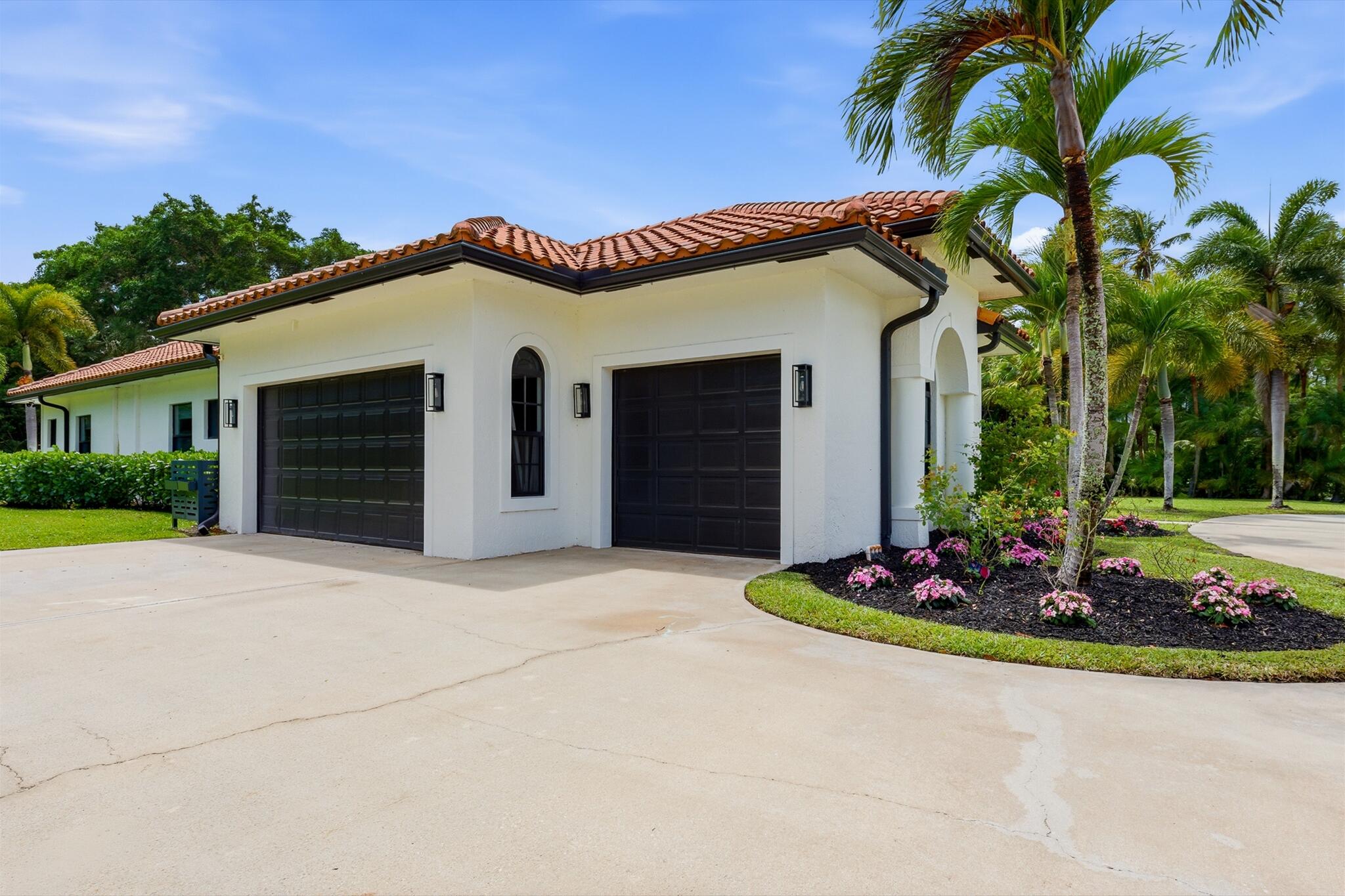 8717 ESTATE, West Palm Beach FL 33411