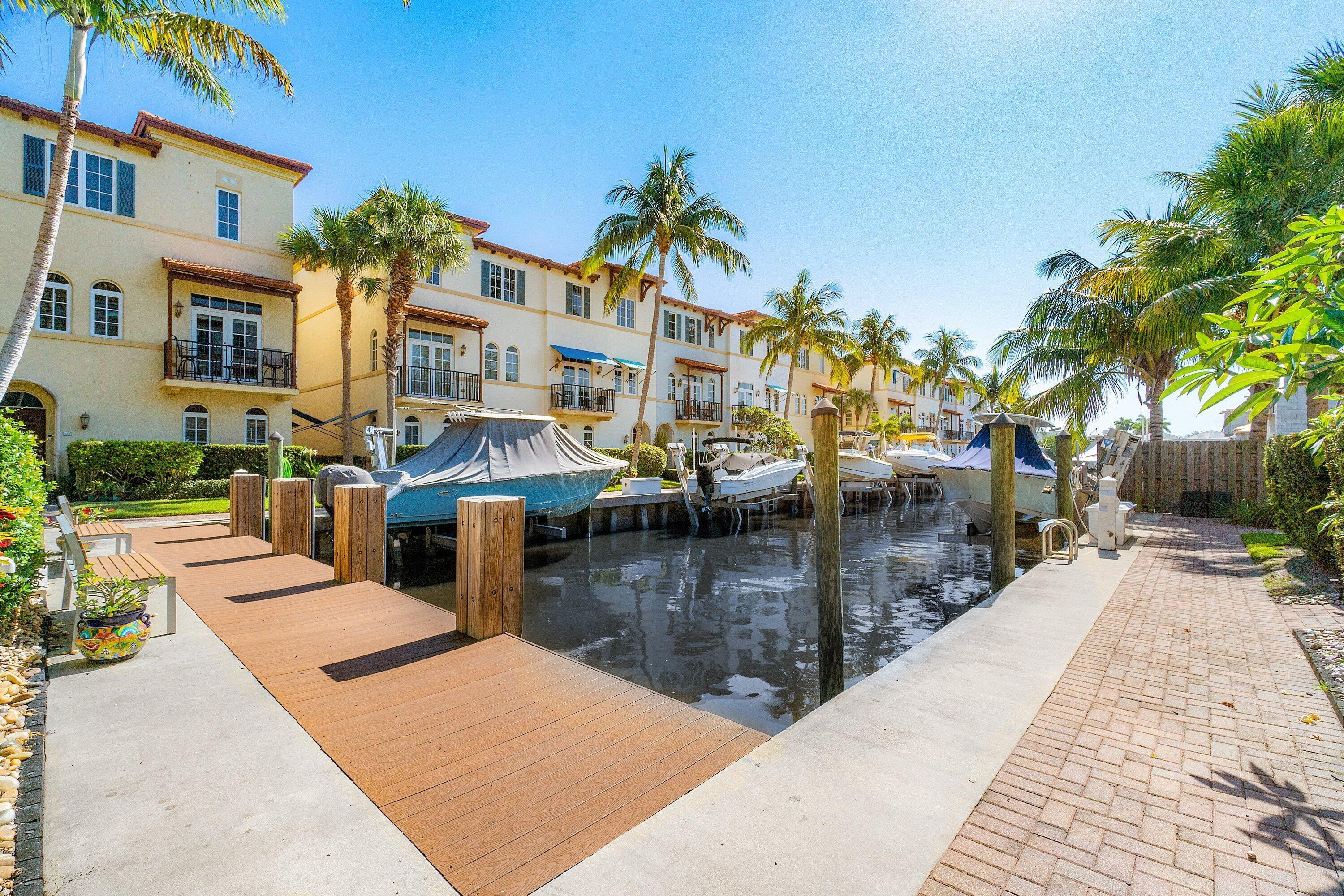 3281 Estancia, Boynton Beach FL 33435