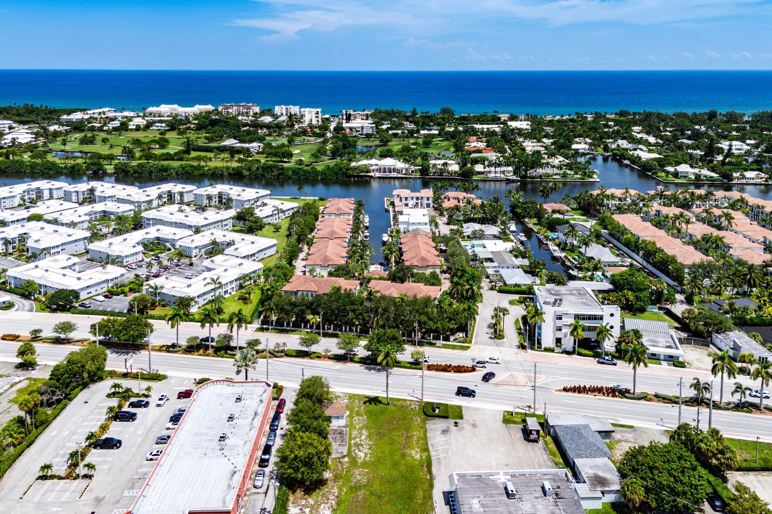 3281 Estancia, Boynton Beach FL 33435
