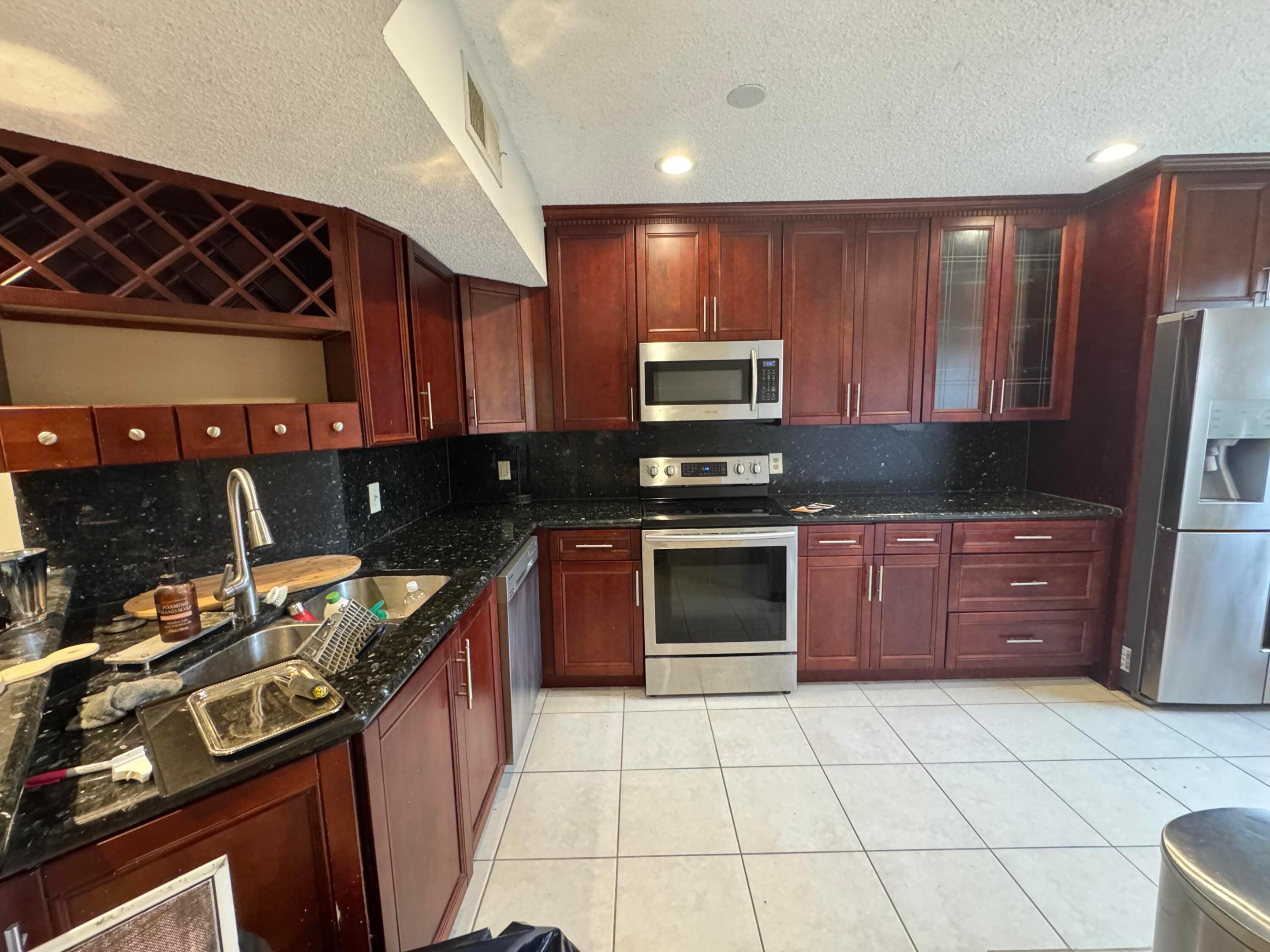 8781 Wiles #302, Coral Springs FL 33067