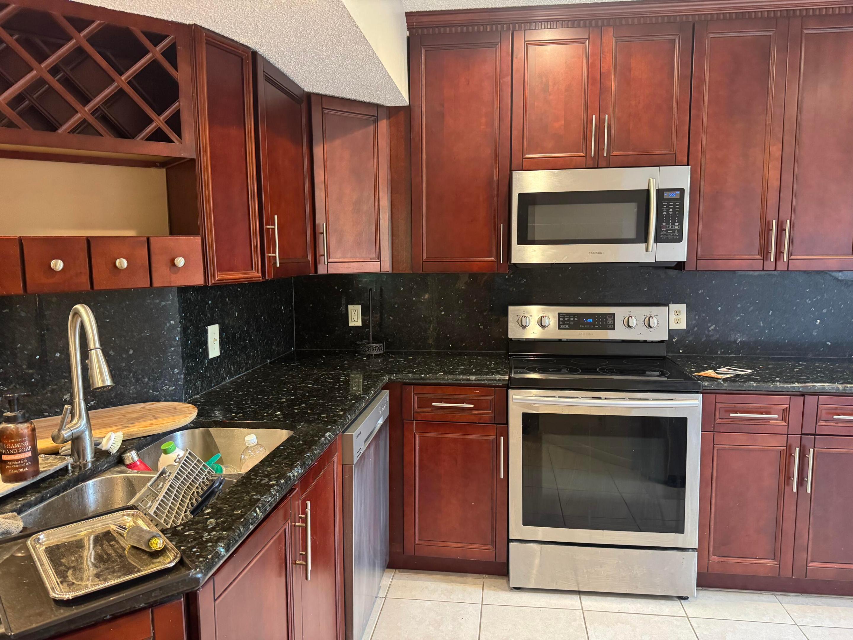 8781 Wiles #302, Coral Springs FL 33067