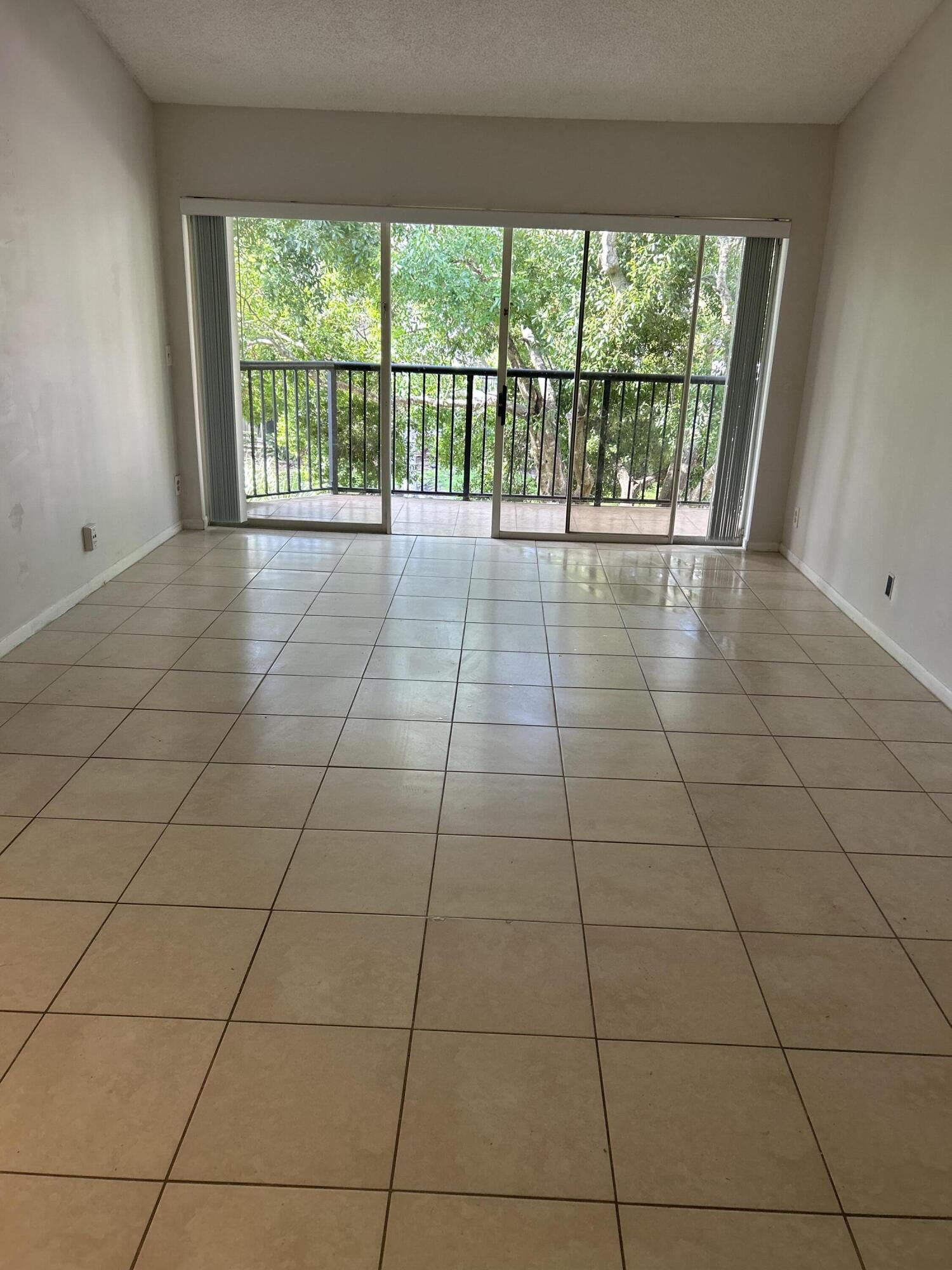8781 Wiles #302, Coral Springs FL 33067