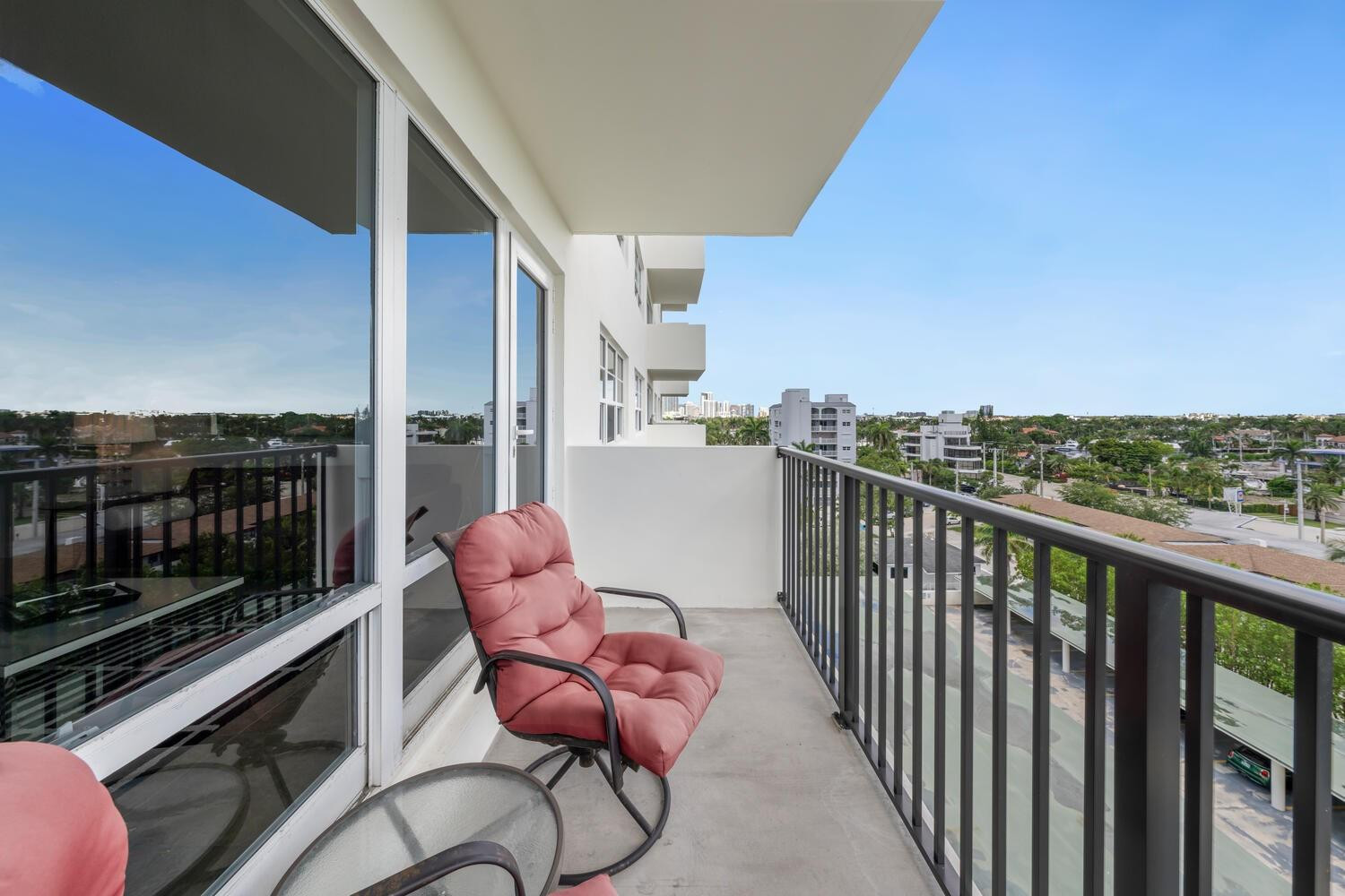 340 Sunset #806, Fort Lauderdale FL 33301