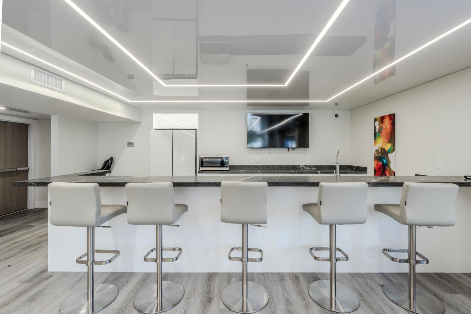 340 Sunset #806, Fort Lauderdale FL 33301
