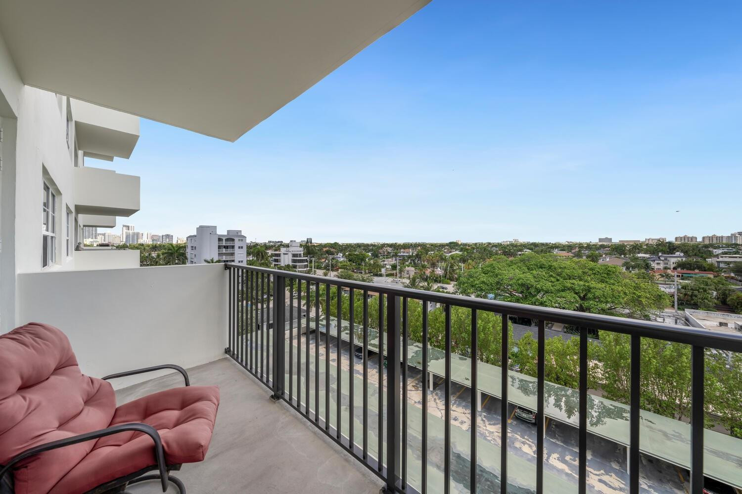 340 Sunset #806, Fort Lauderdale FL 33301
