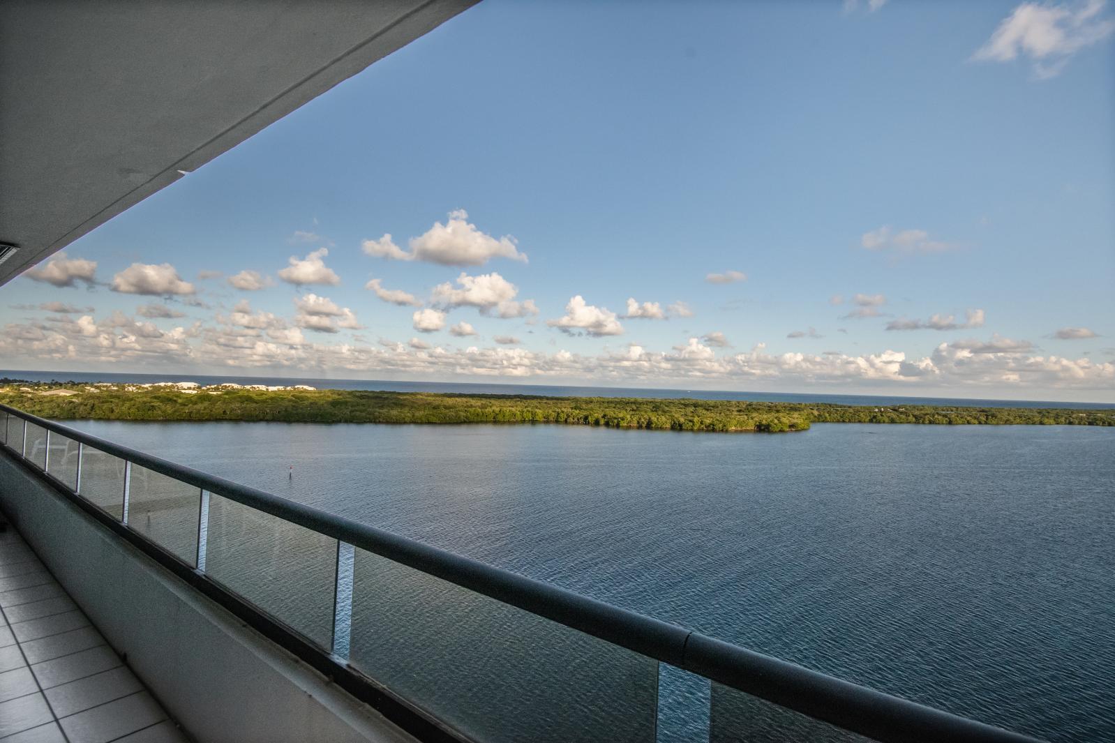 100 Lakeshore #1453, North Palm Beach FL 33408