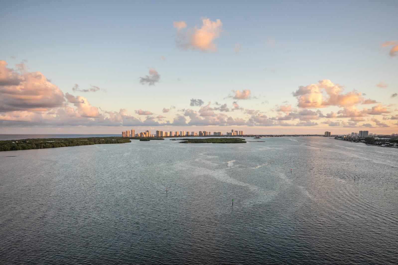 100 Lakeshore #1453, North Palm Beach FL 33408