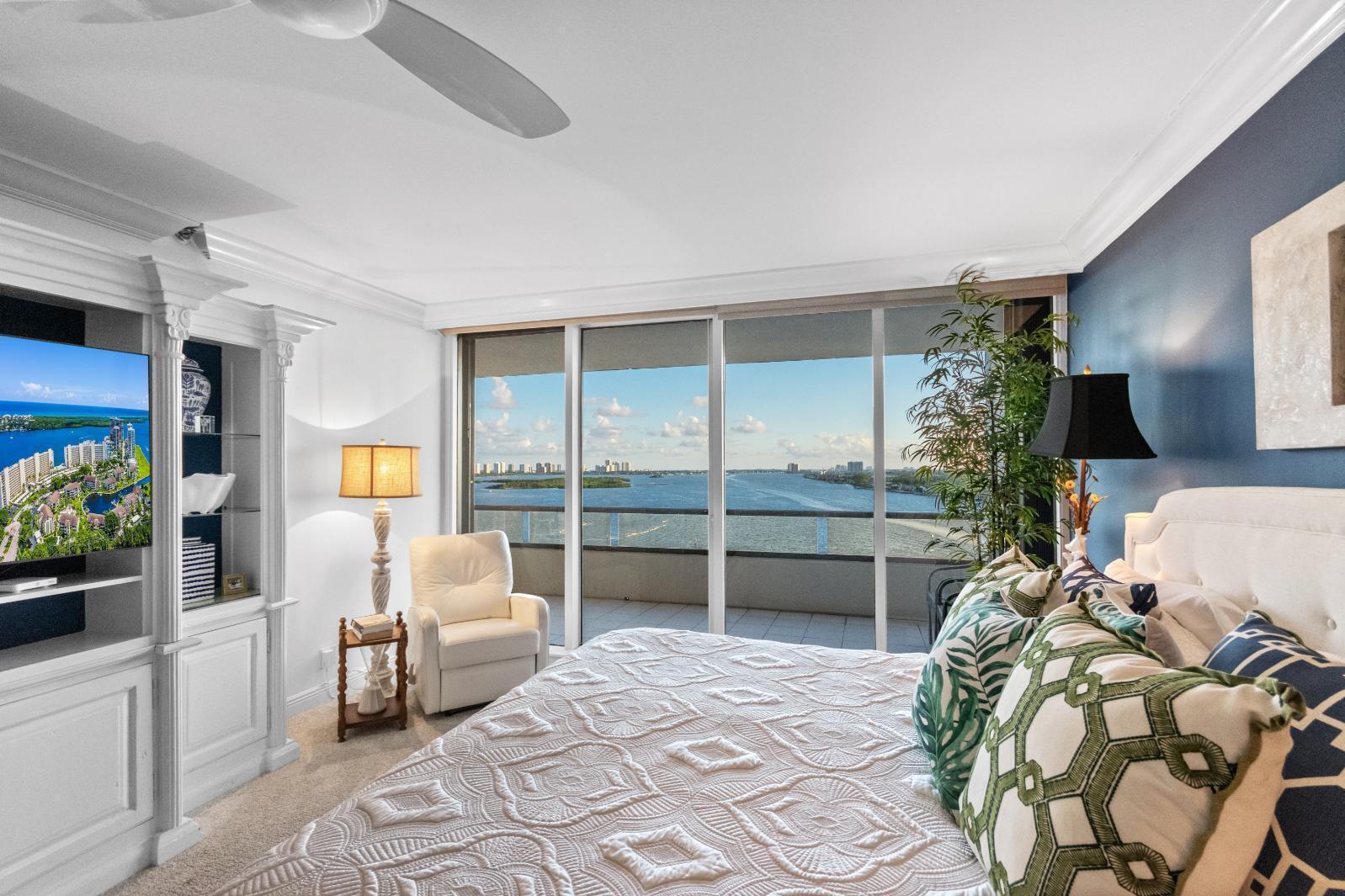 100 Lakeshore #1453, North Palm Beach FL 33408