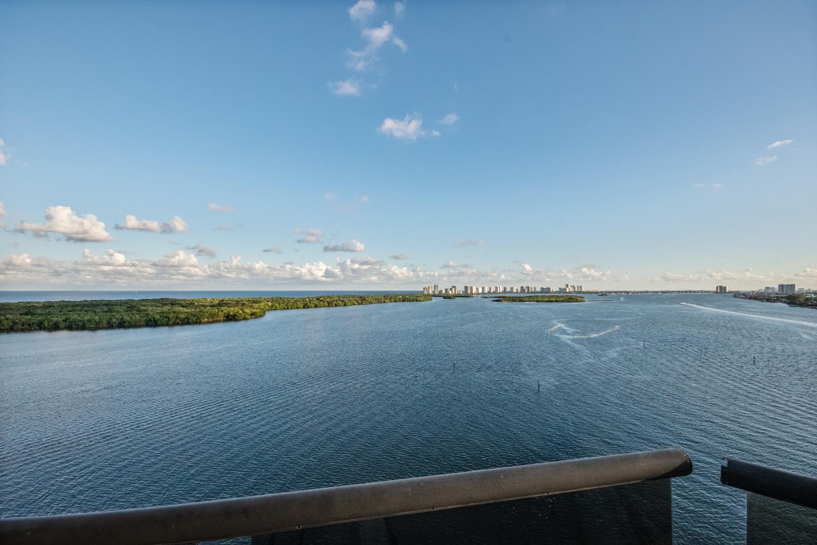 100 Lakeshore #1453, North Palm Beach FL 33408
