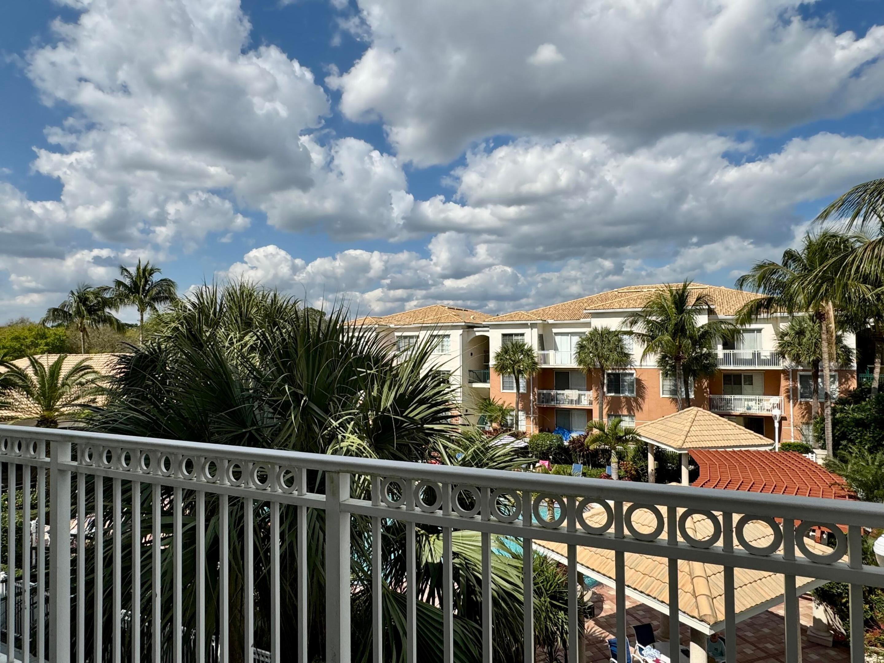 5306 Myrtlewood, Palm Beach Gardens FL 33418