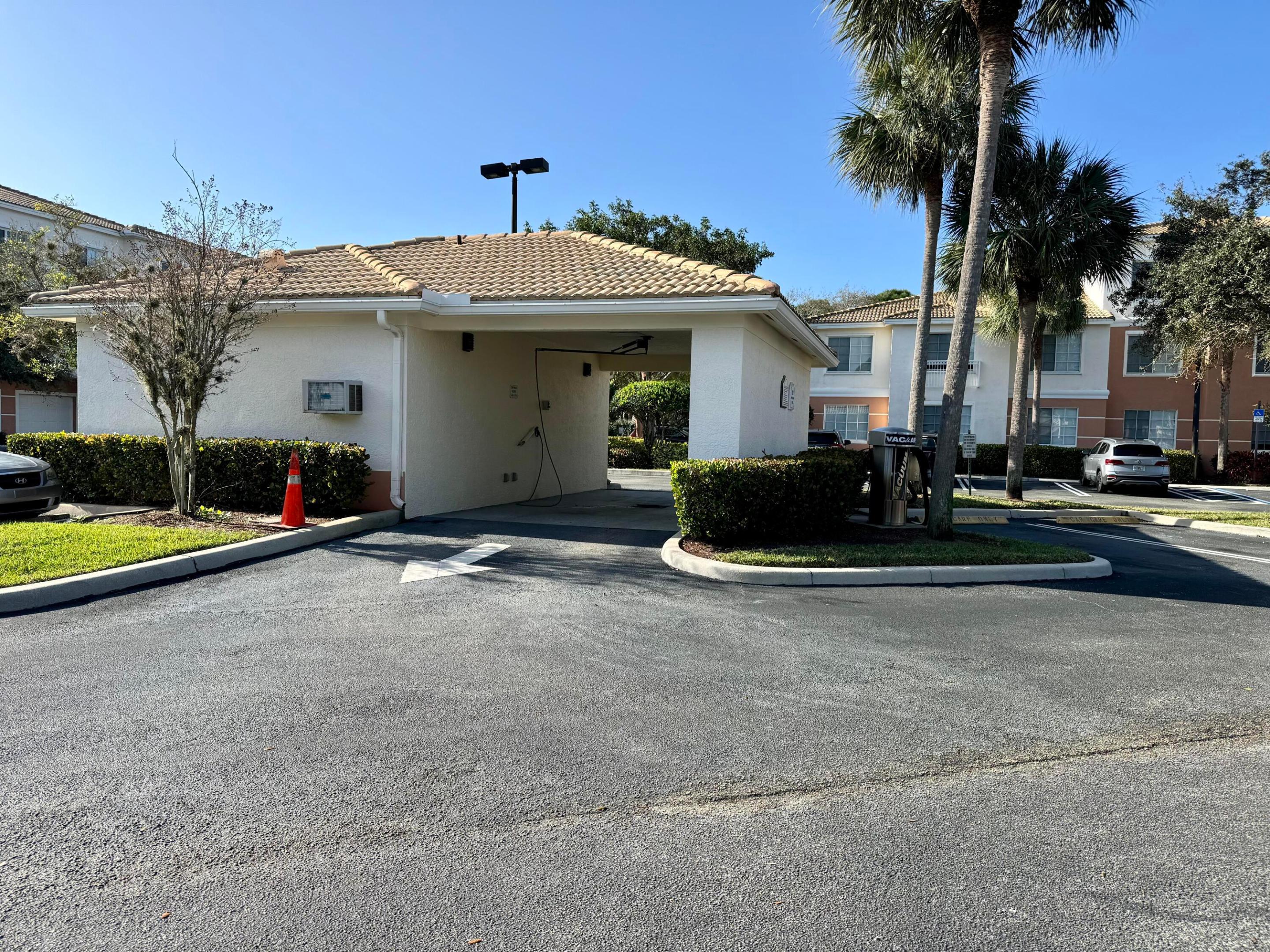 5306 Myrtlewood, Palm Beach Gardens FL 33418