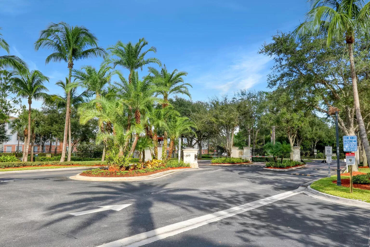 5306 Myrtlewood, Palm Beach Gardens FL 33418