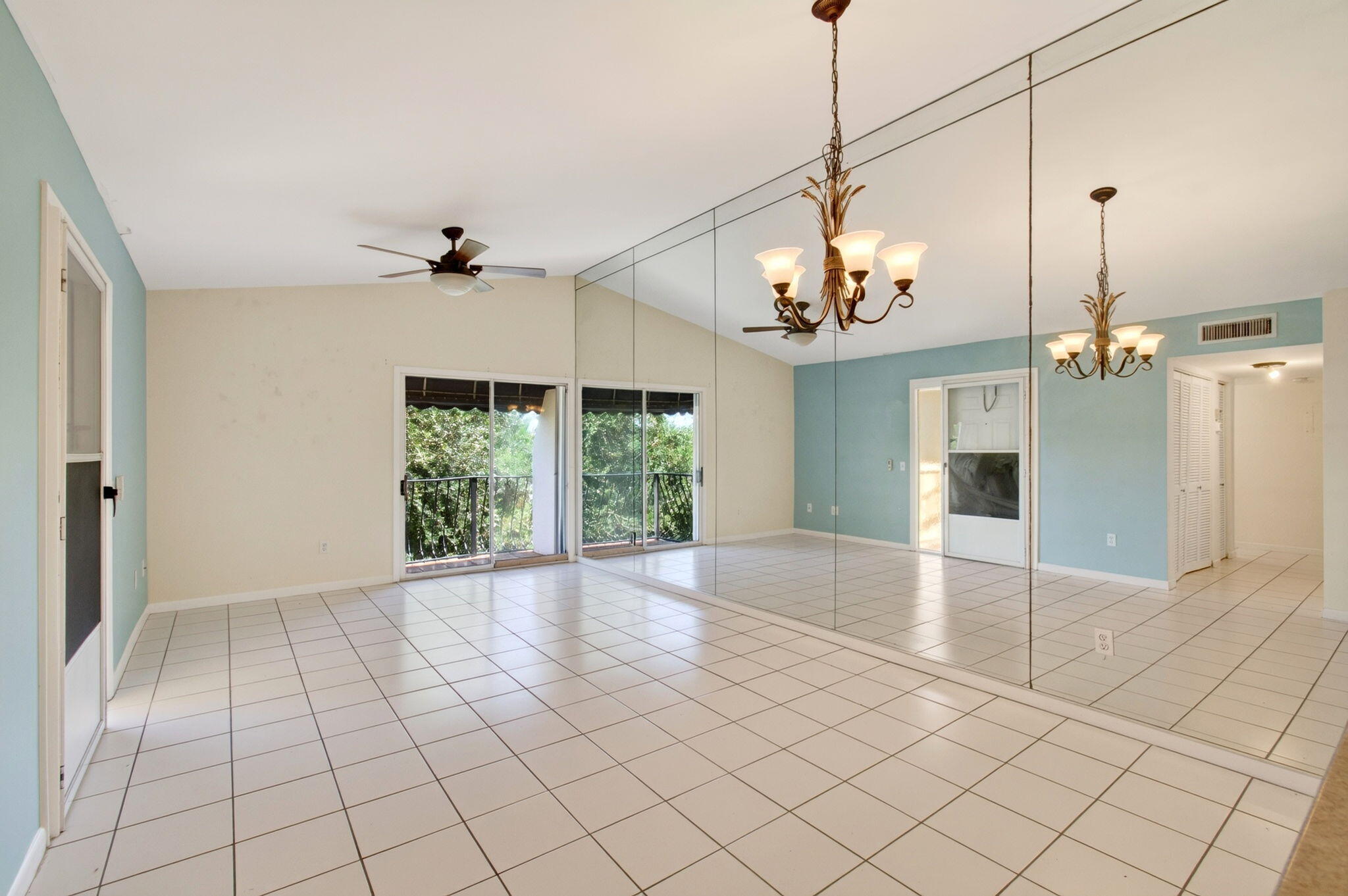179 Waterside #179, Hypoluxo FL 33462