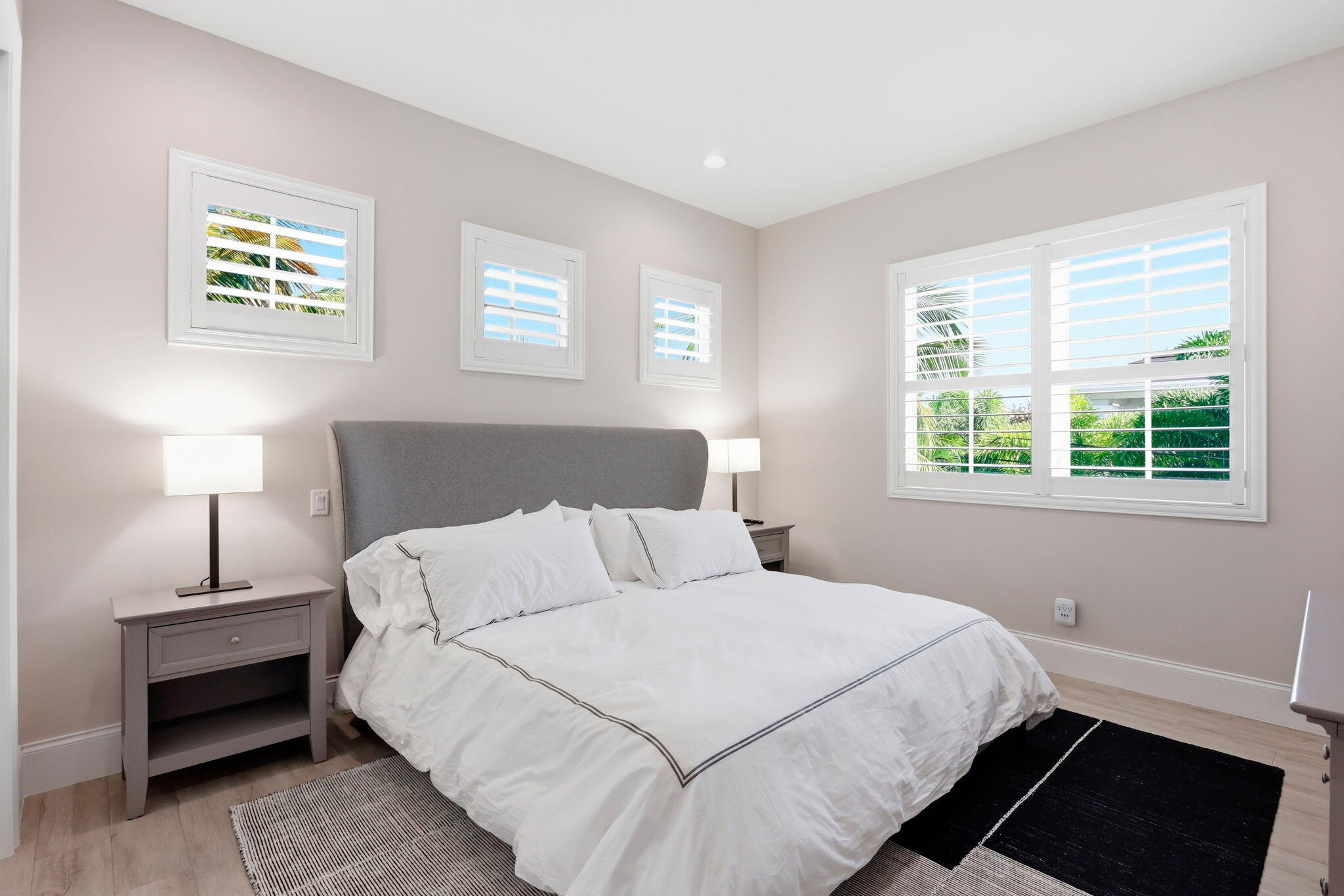 464 NE 8TH, Boca Raton FL 33432