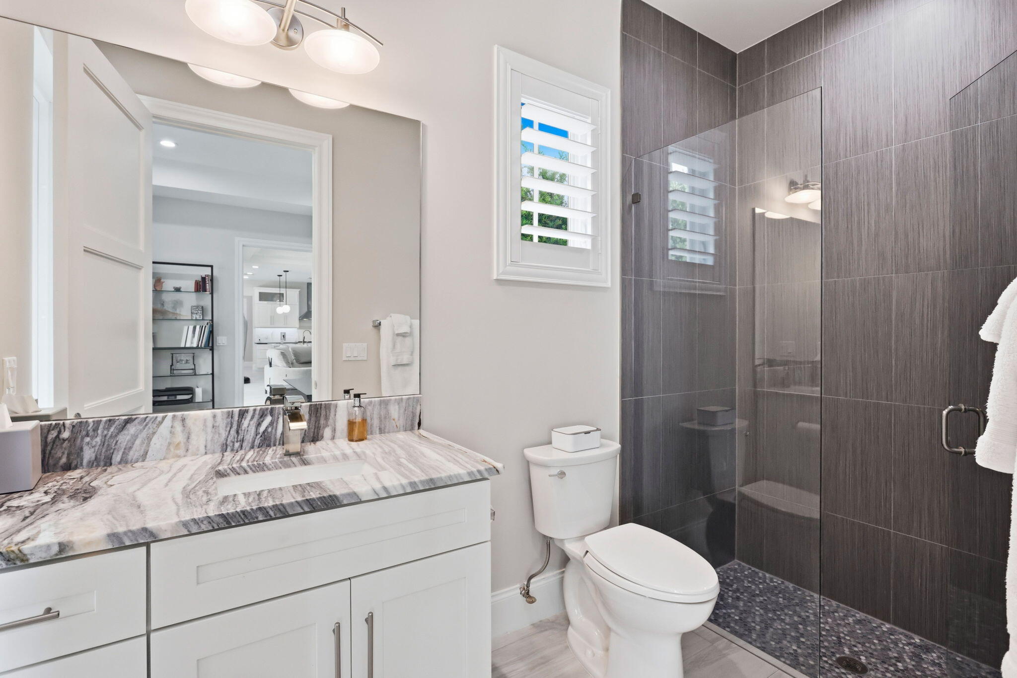 464 NE 8TH, Boca Raton FL 33432