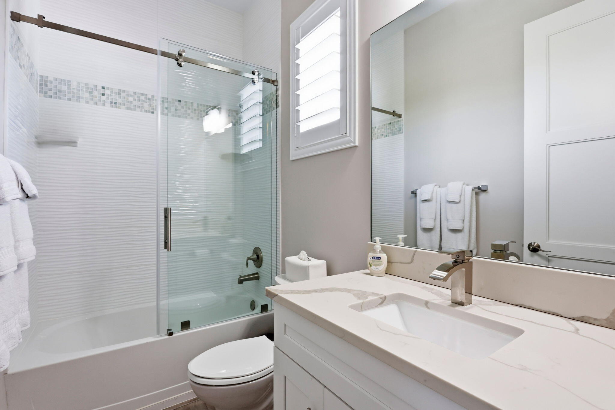 464 NE 8TH, Boca Raton FL 33432
