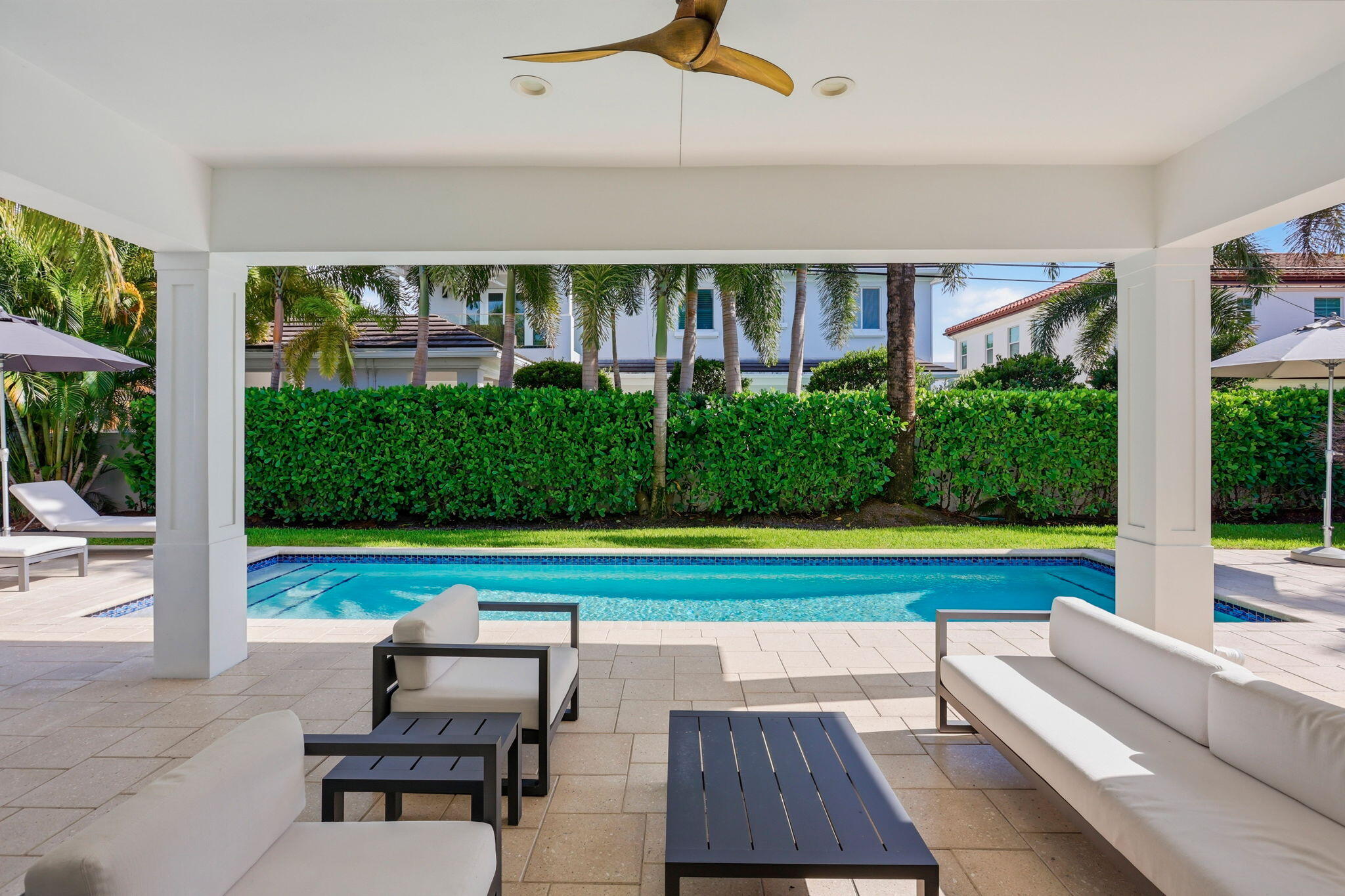 464 NE 8TH, Boca Raton FL 33432