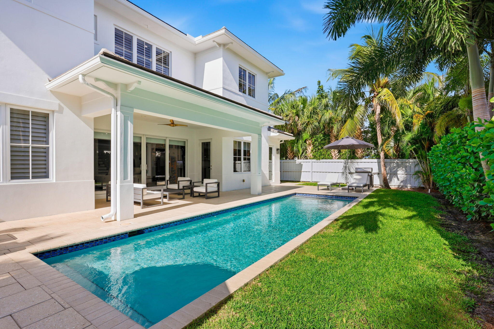 464 NE 8TH, Boca Raton FL 33432