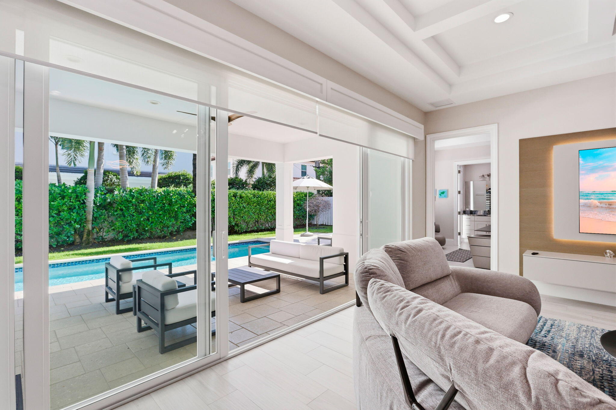 464 NE 8TH, Boca Raton FL 33432
