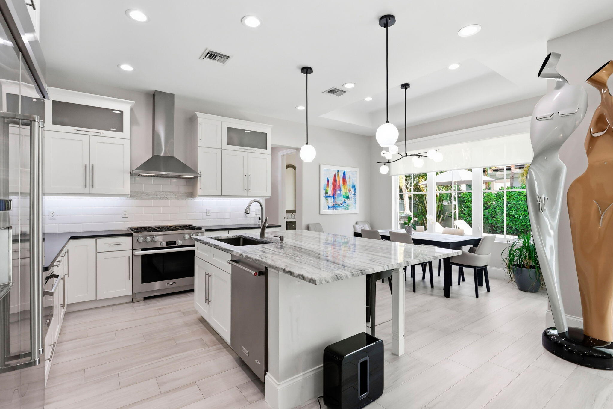 464 NE 8TH, Boca Raton FL 33432