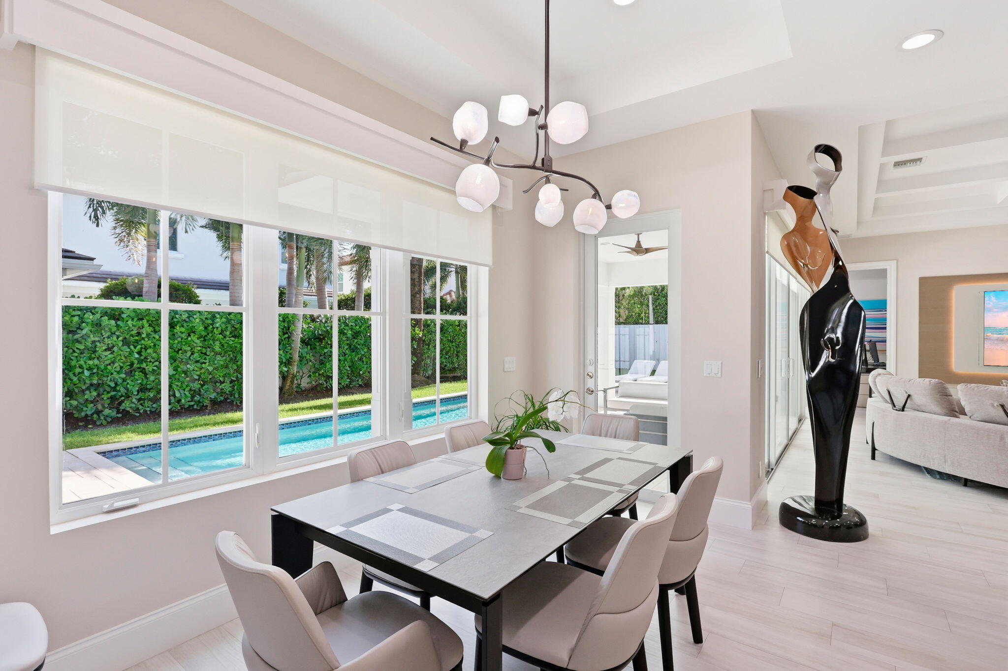 464 NE 8TH, Boca Raton FL 33432