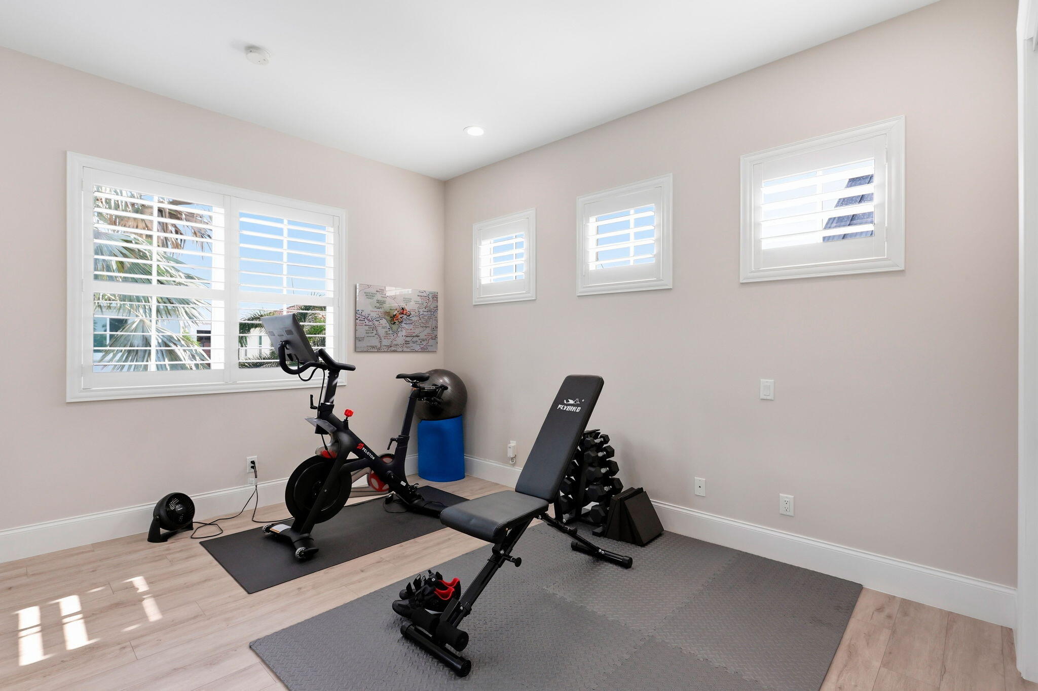 464 NE 8TH, Boca Raton FL 33432