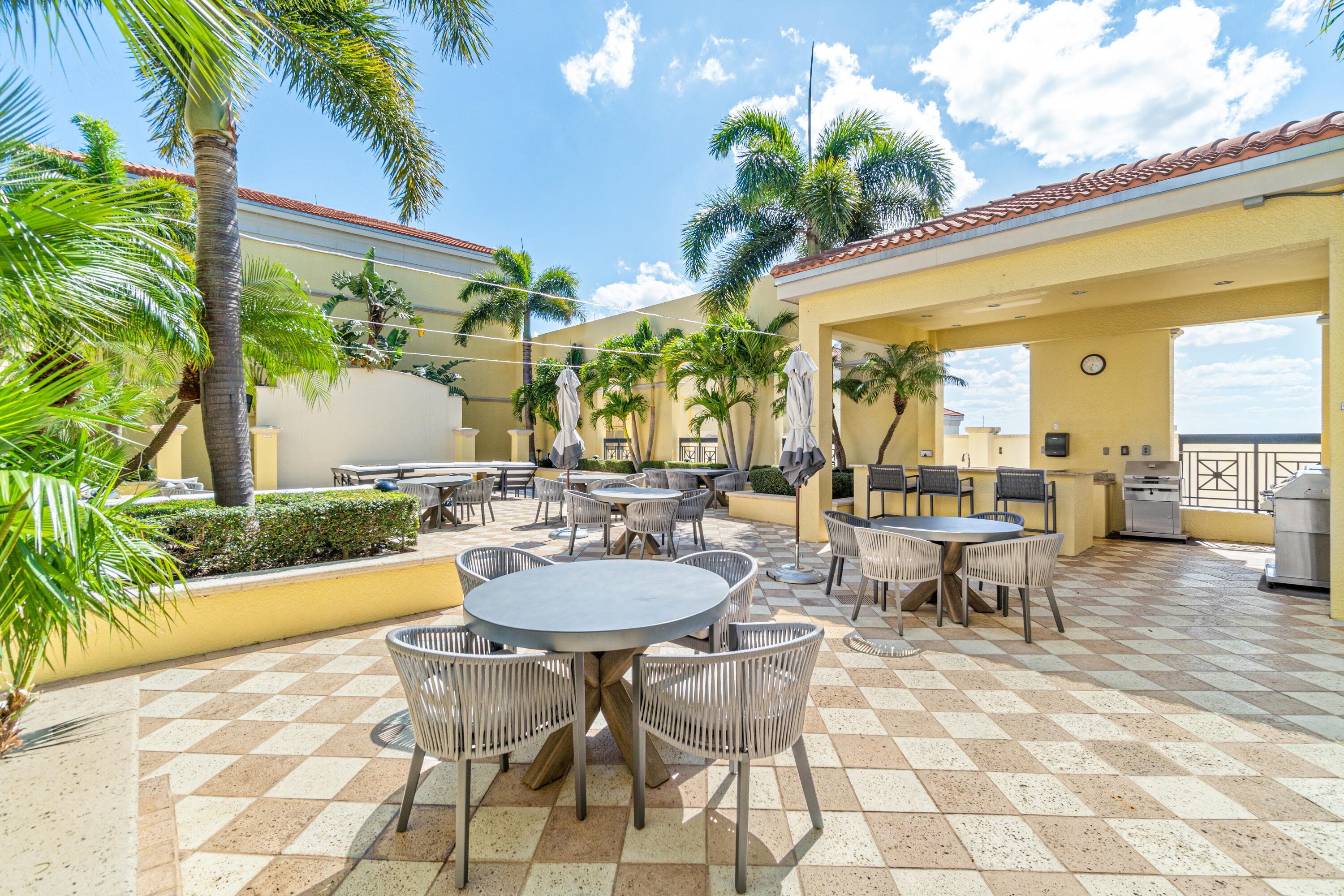 701 S OLIVE #1817, West Palm Beach FL 33401