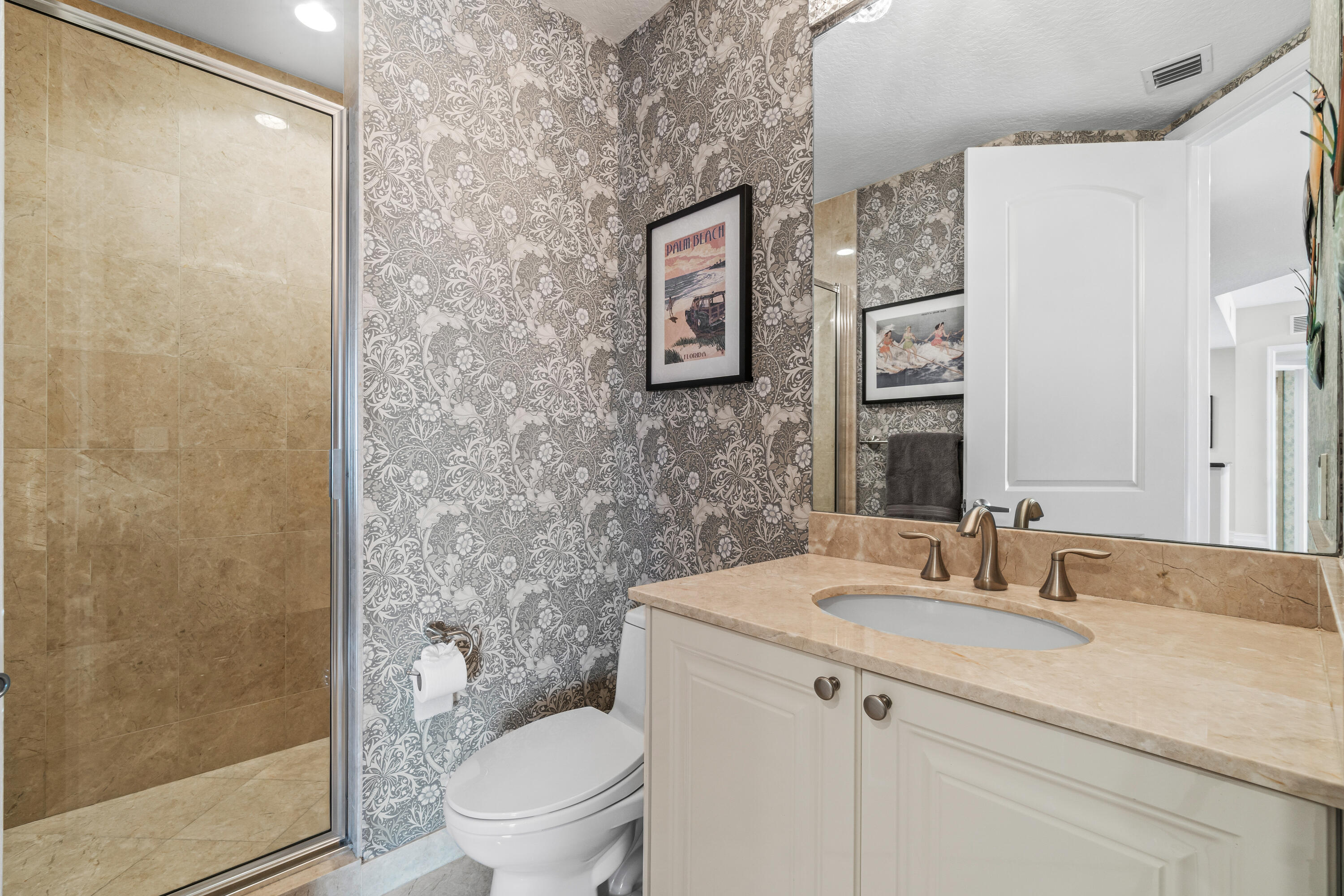 701 S OLIVE #1817, West Palm Beach FL 33401