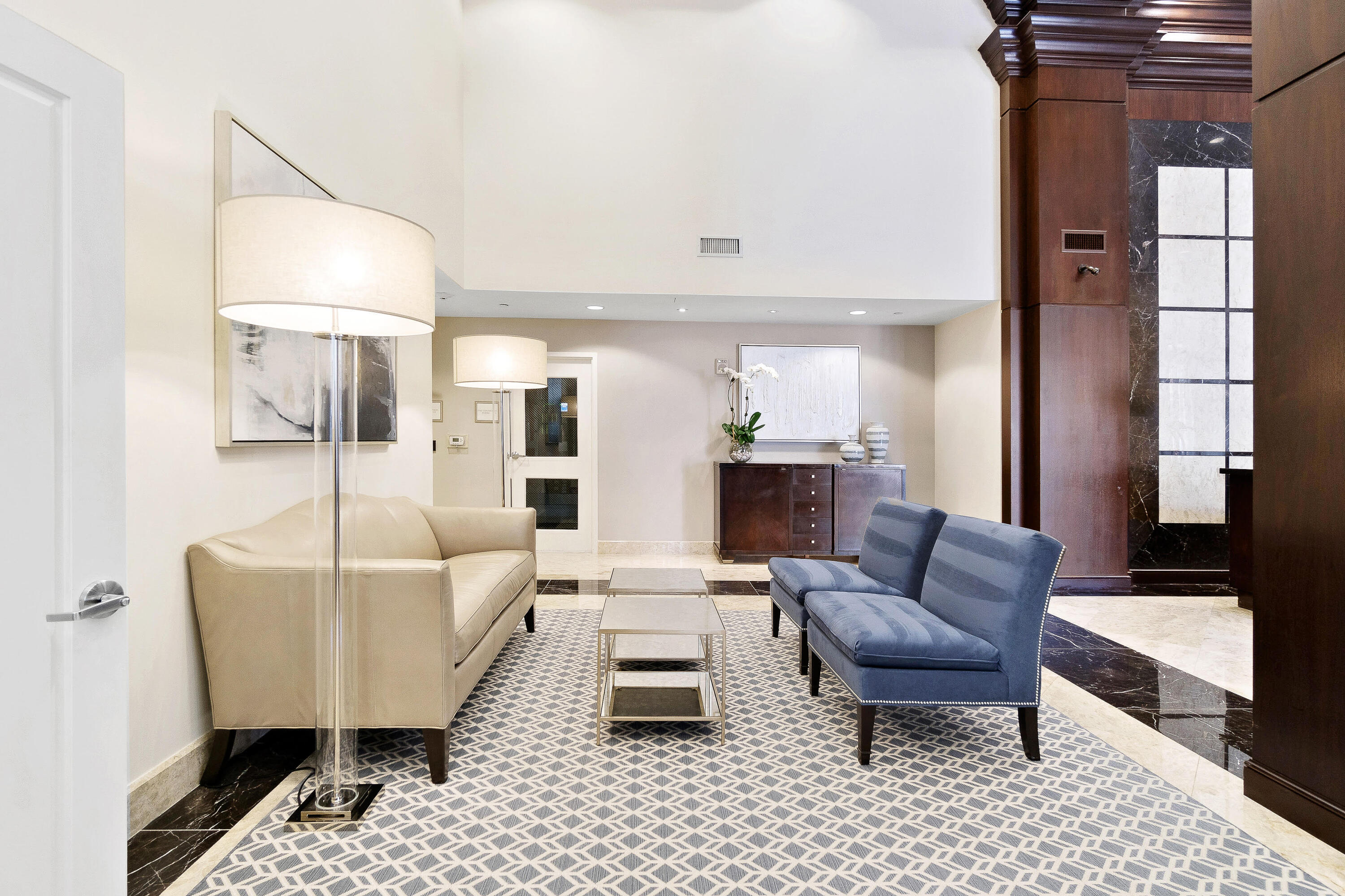 701 S OLIVE #1817, West Palm Beach FL 33401
