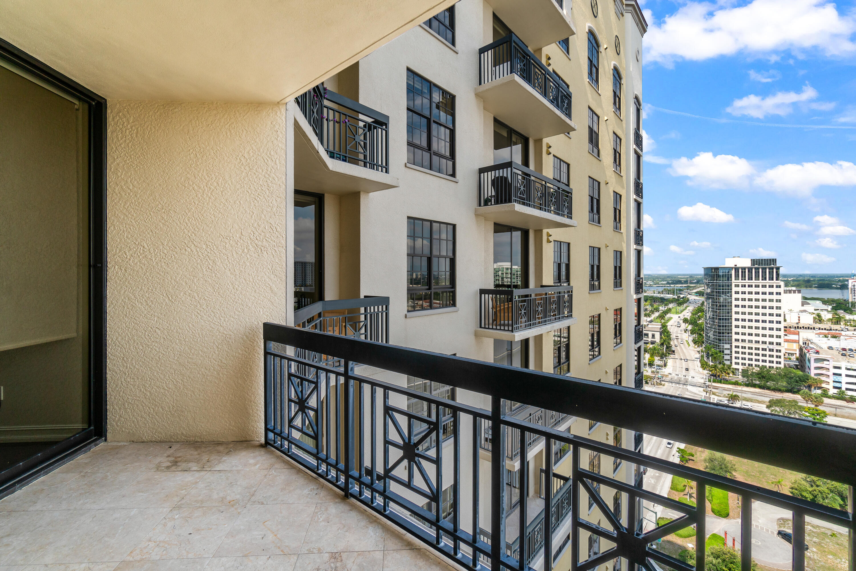 701 S OLIVE #1817, West Palm Beach FL 33401
