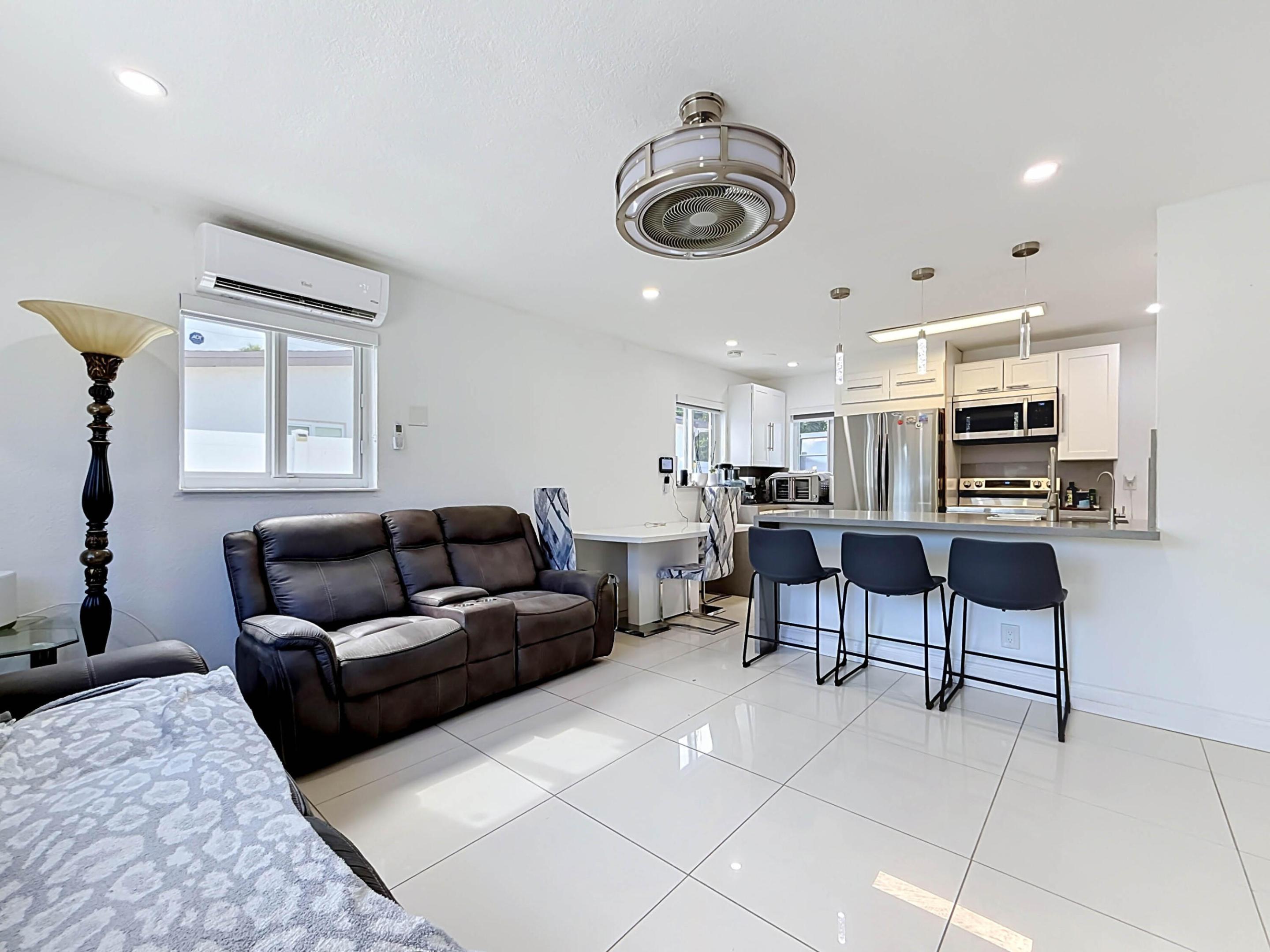 6135 NW 24TH, Margate FL 33063