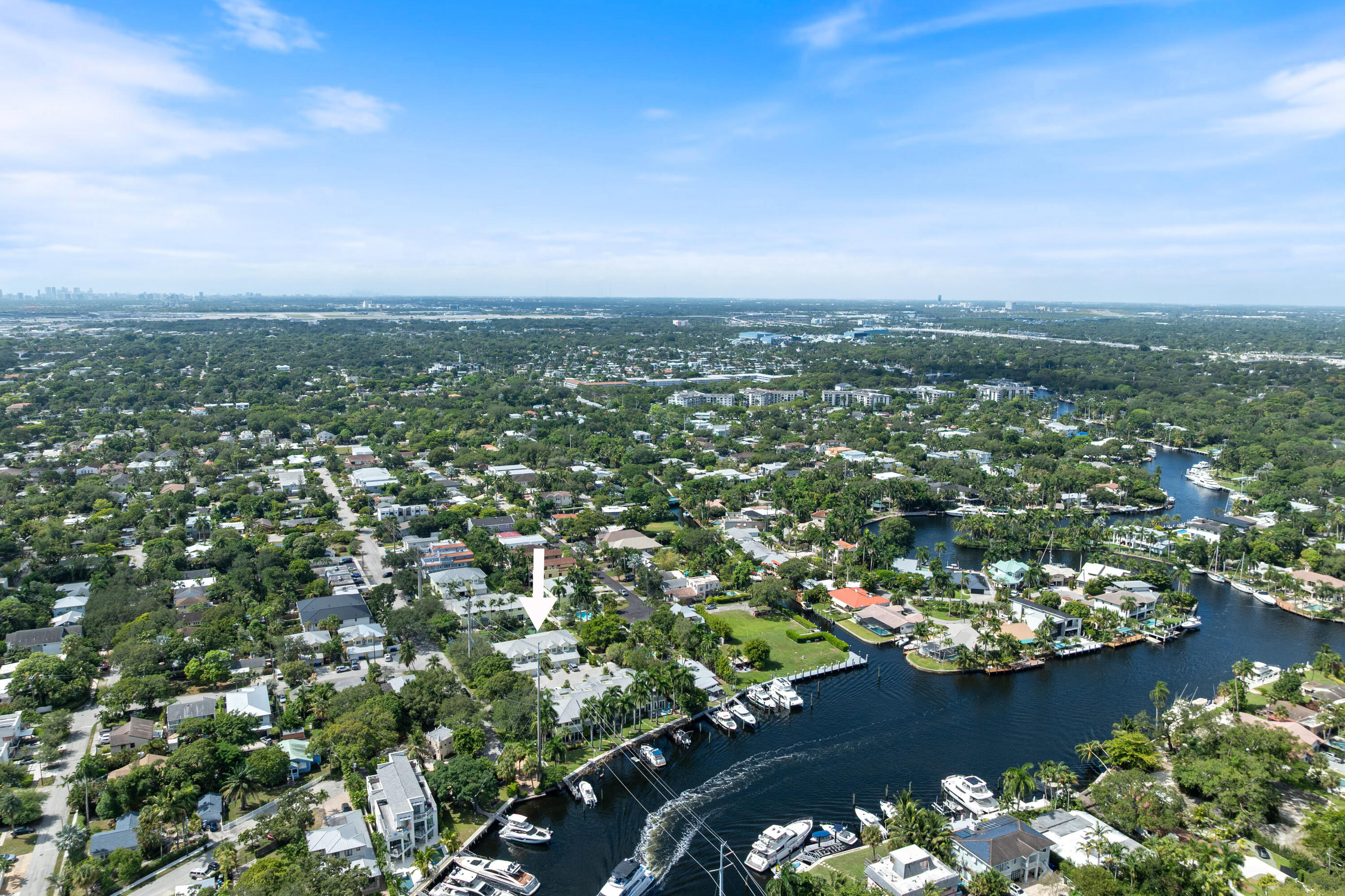 517 SW 7th, Fort Lauderdale FL 33315