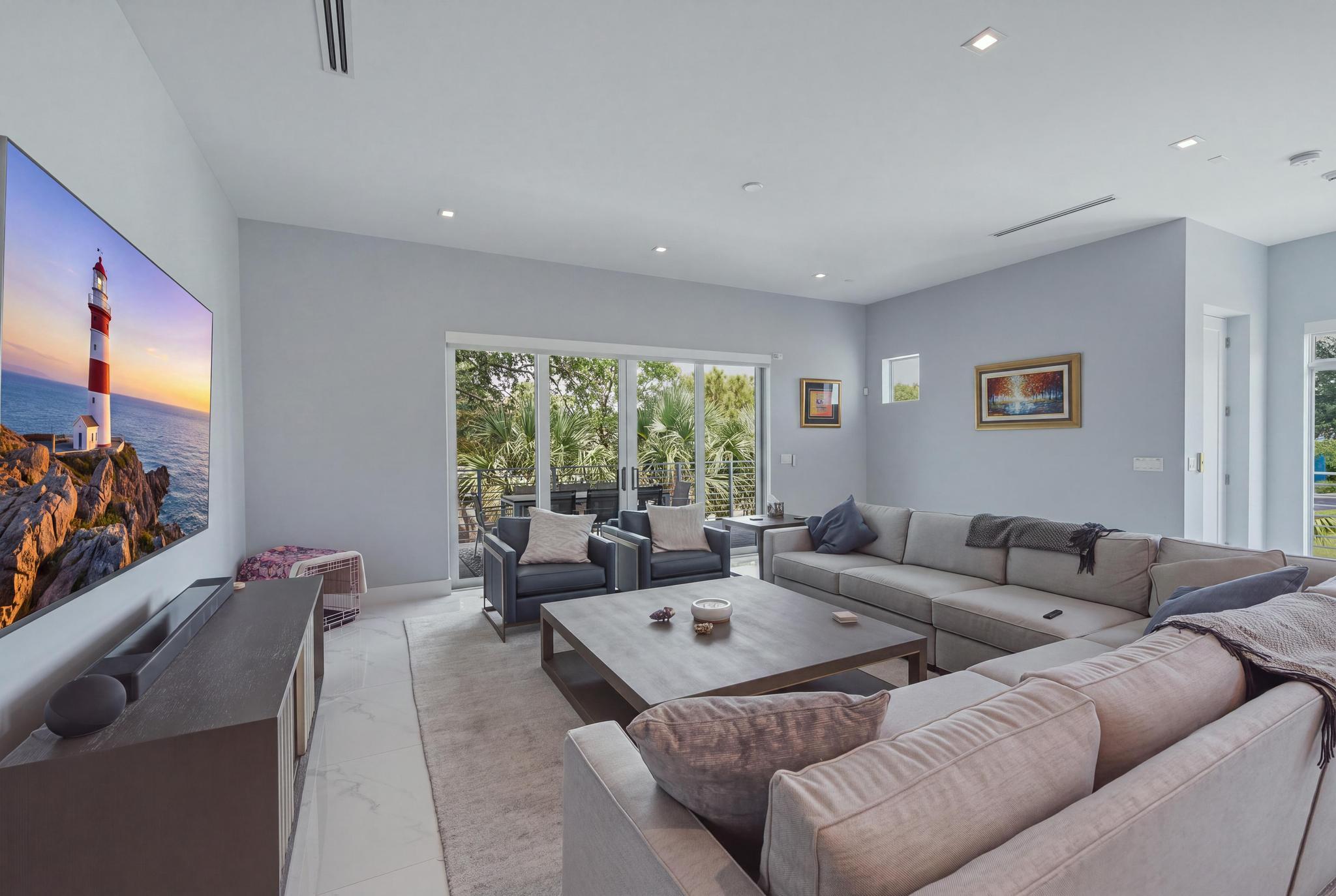 5 SE 11th, Fort Lauderdale FL 33301