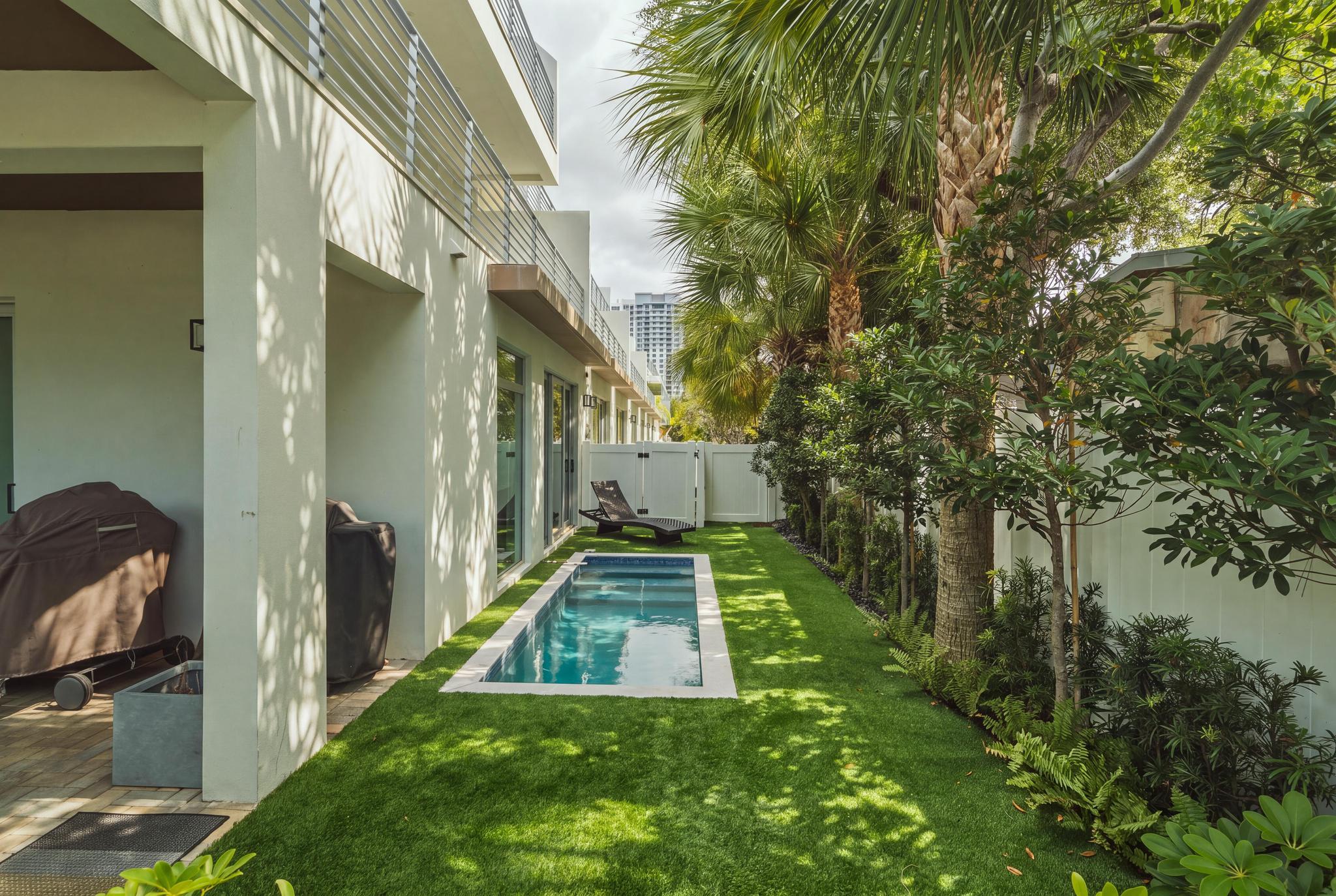 5 SE 11th, Fort Lauderdale FL 33301