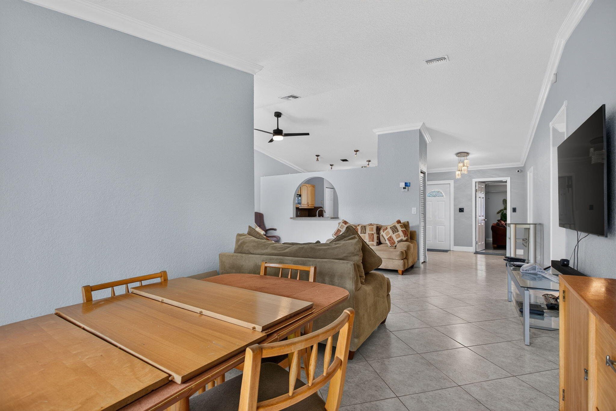7516 NW 88th, Tamarac FL 33321