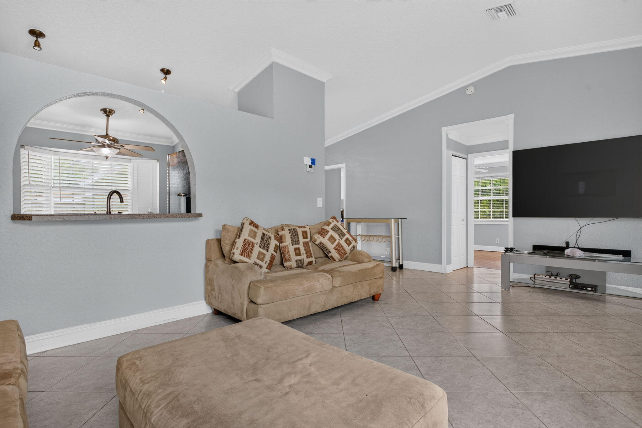 7516 NW 88th, Tamarac FL 33321