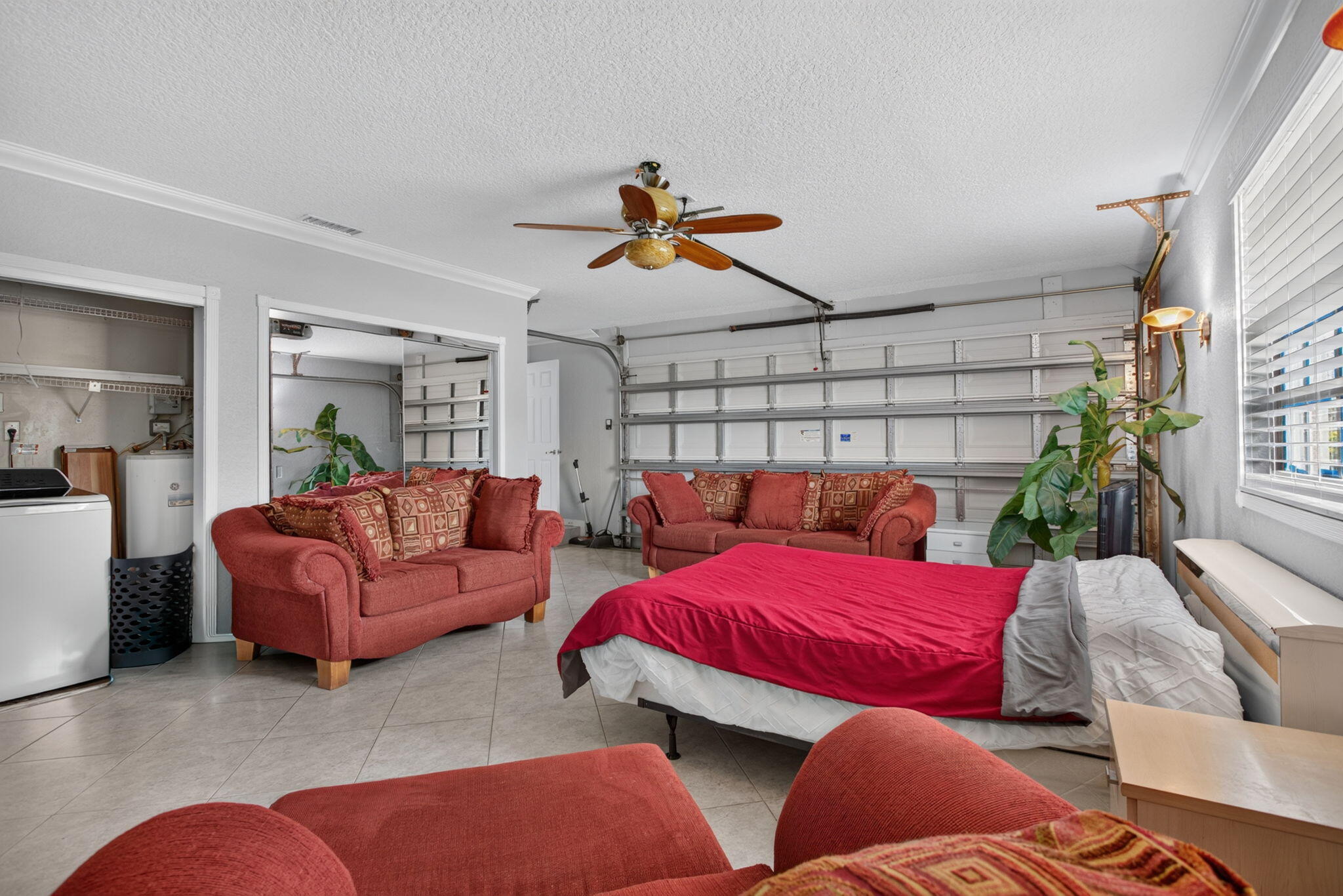 7516 NW 88th, Tamarac FL 33321