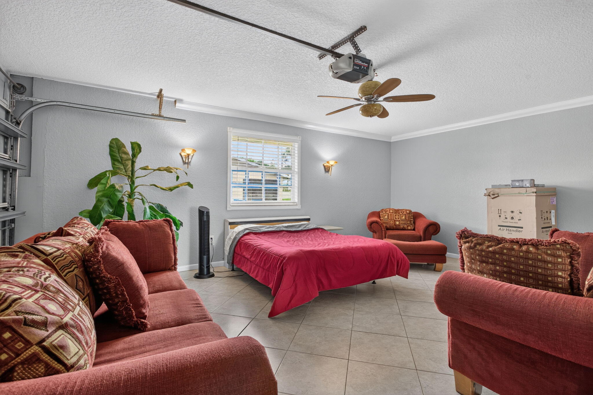 7516 NW 88th, Tamarac FL 33321