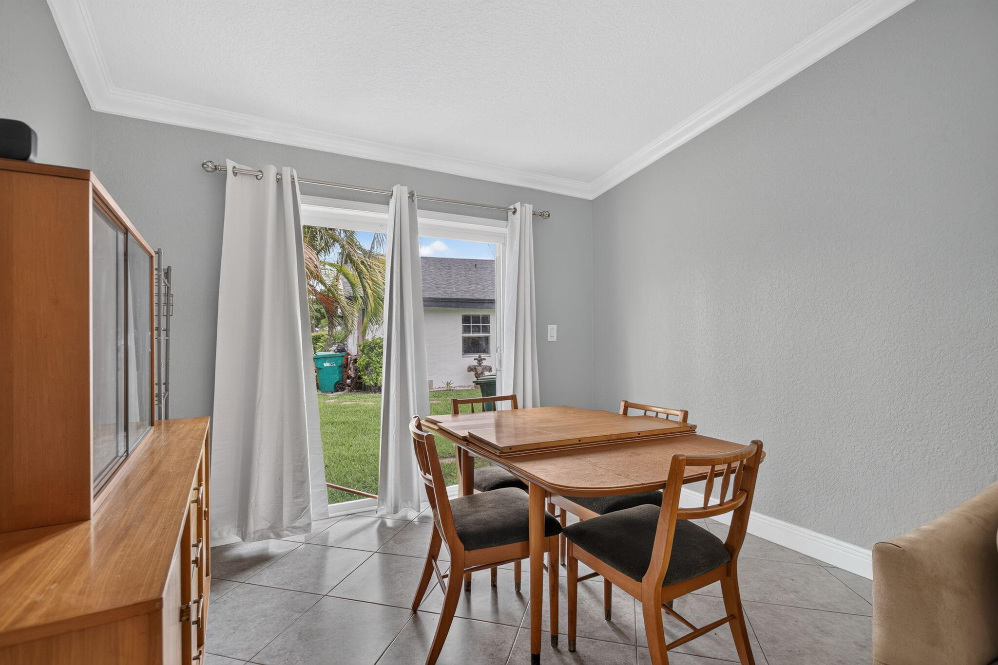 7516 NW 88th, Tamarac FL 33321