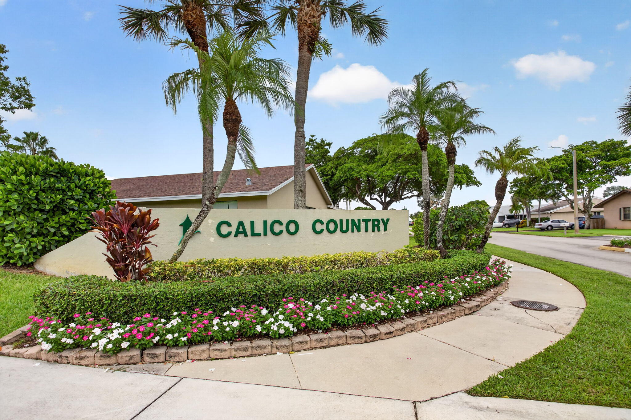 7516 NW 88th, Tamarac FL 33321