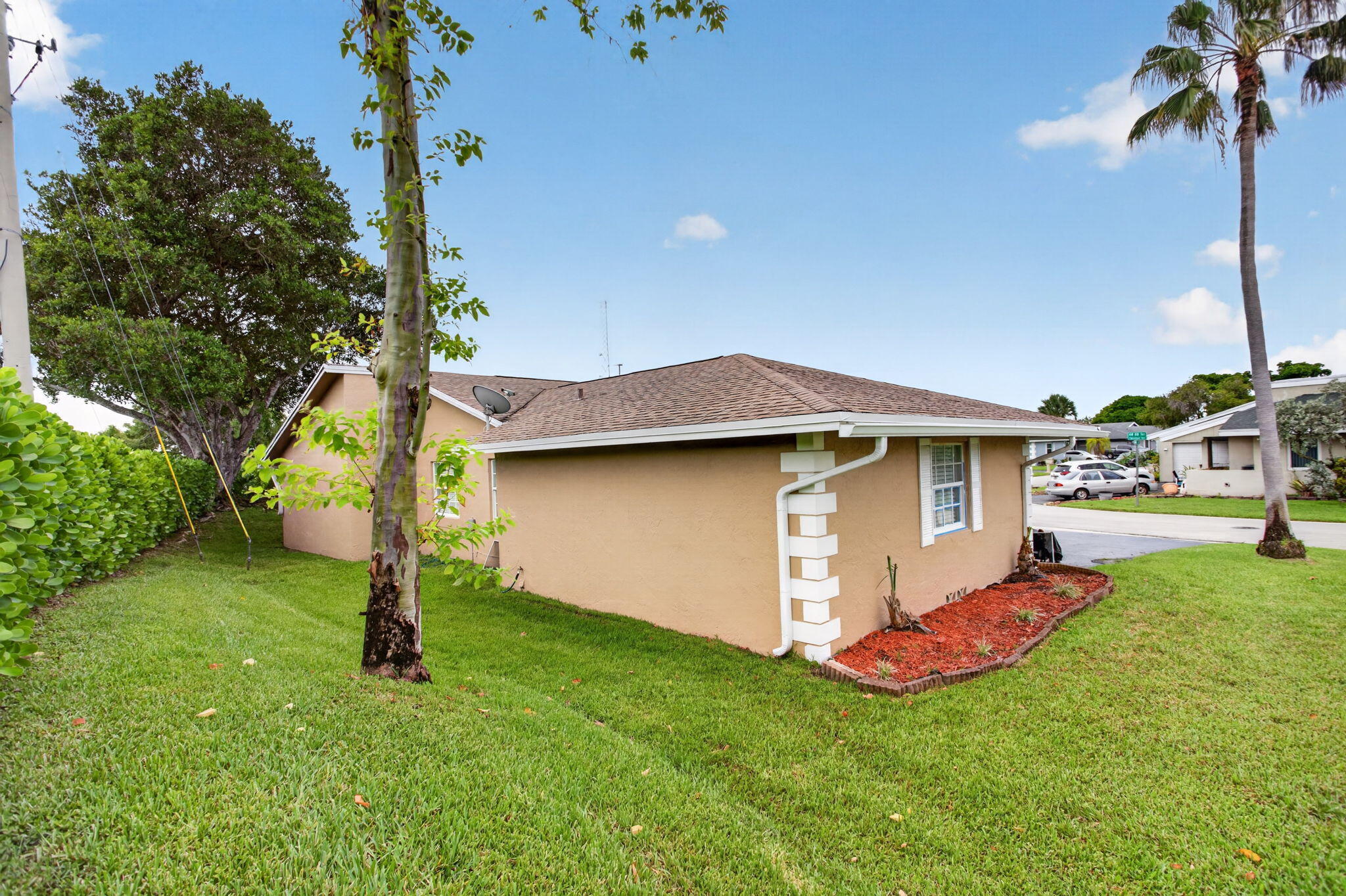 7516 NW 88th, Tamarac FL 33321