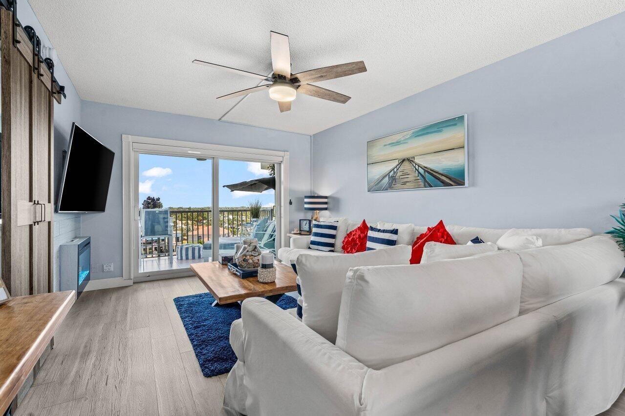 629 SE 19TH #702, Deerfield Beach FL 33441