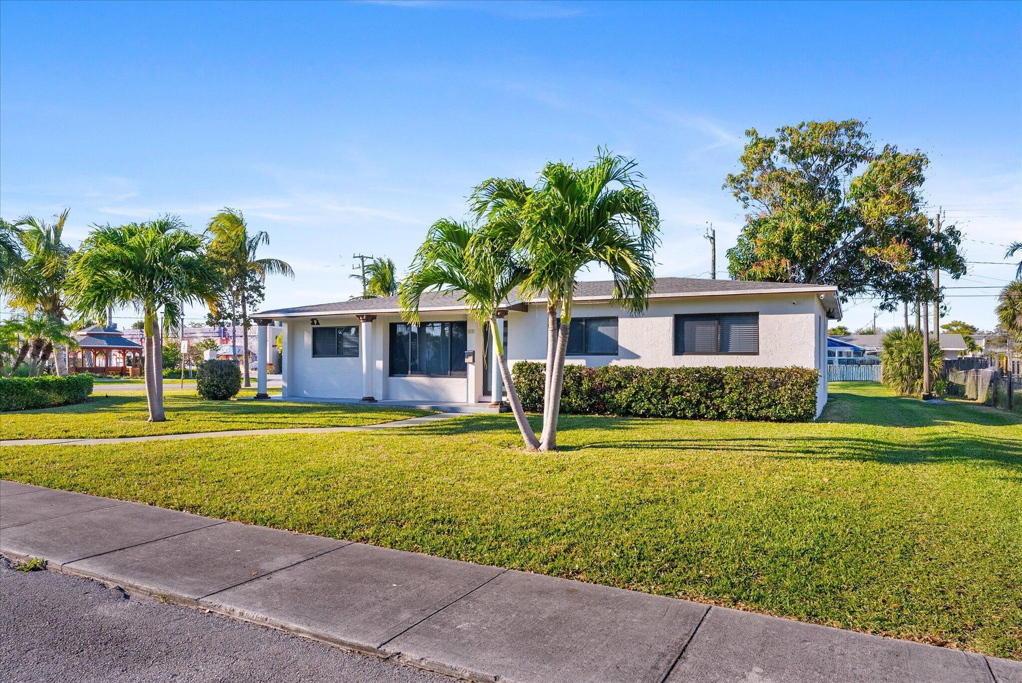 651 Foresteria, Lake Park FL 33403