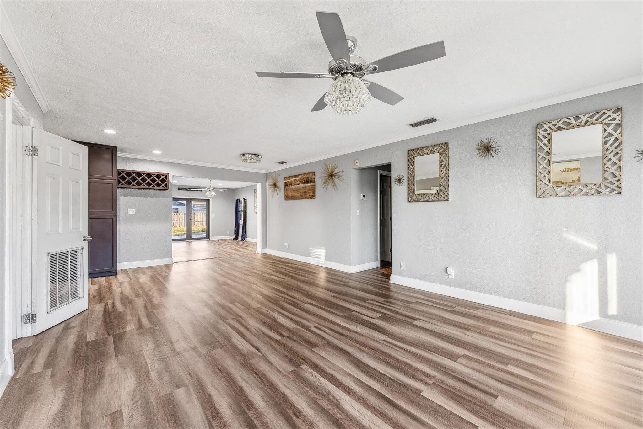 651 Foresteria, Lake Park FL 33403