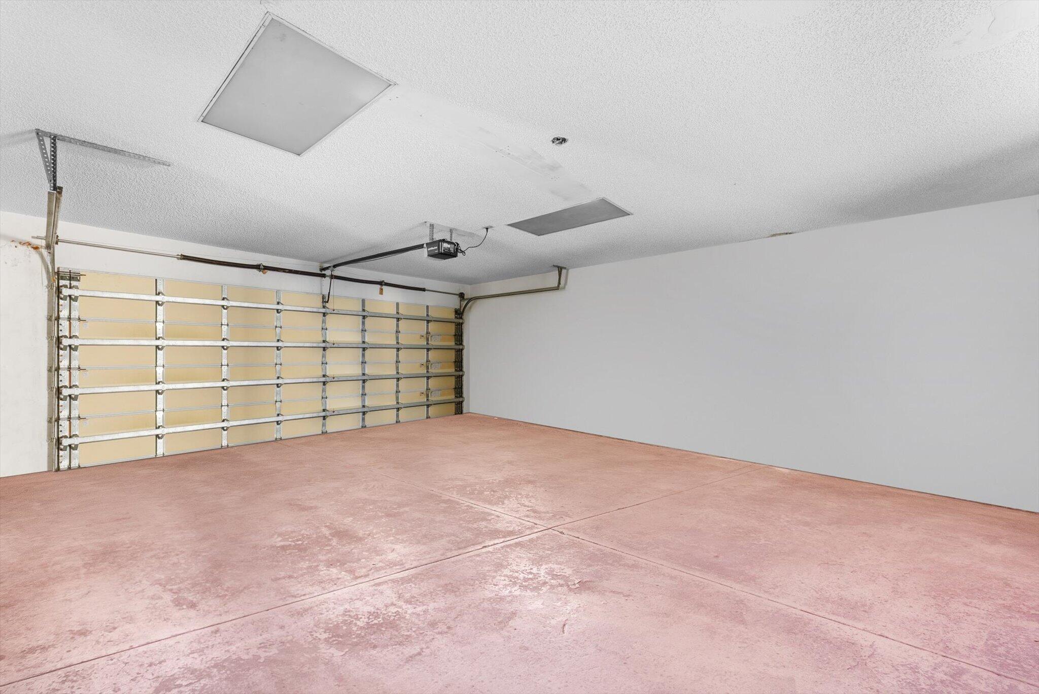 651 Foresteria, Lake Park FL 33403