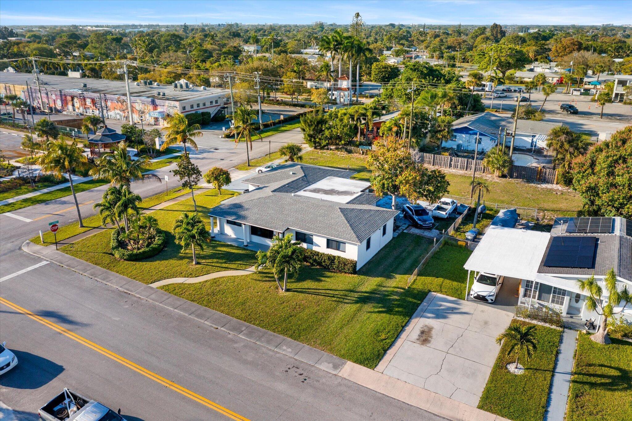 651 Foresteria, Lake Park FL 33403